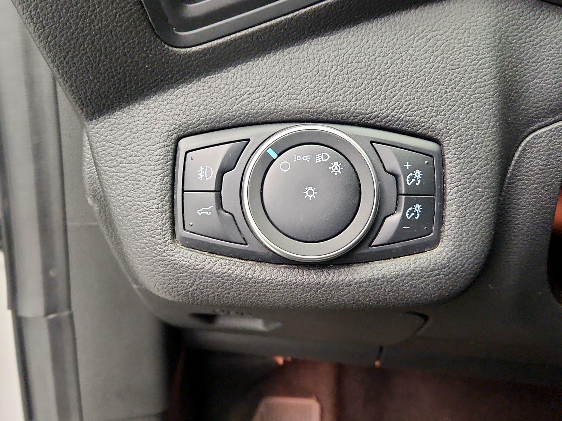 Thumbnail: 2019 Ford Escape - 13