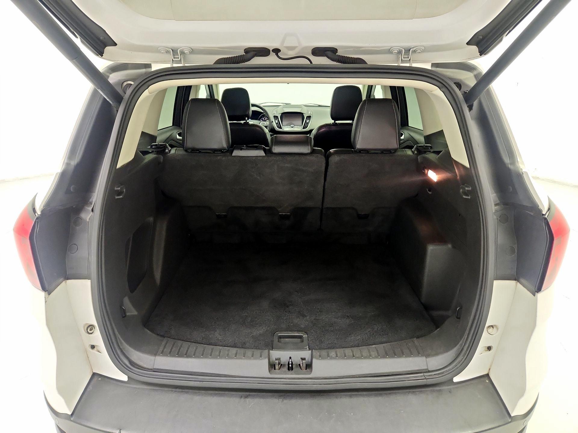 Thumbnail: 2019 Ford Escape - 20