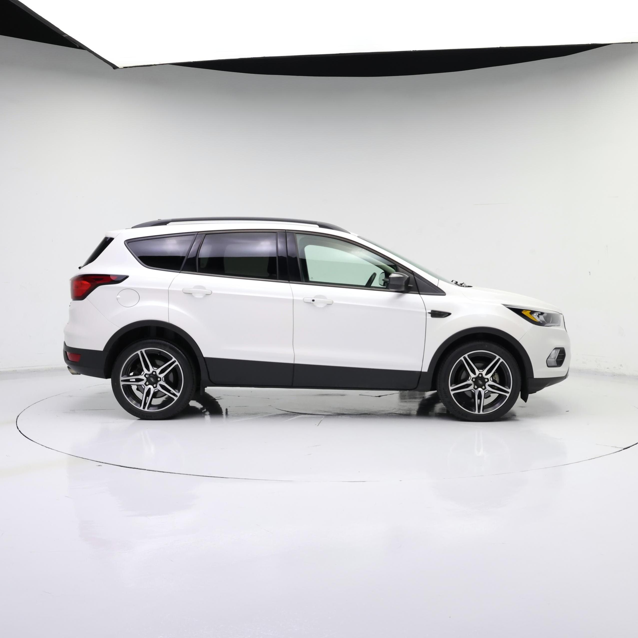 Thumbnail: 2019 Ford Escape - 7
