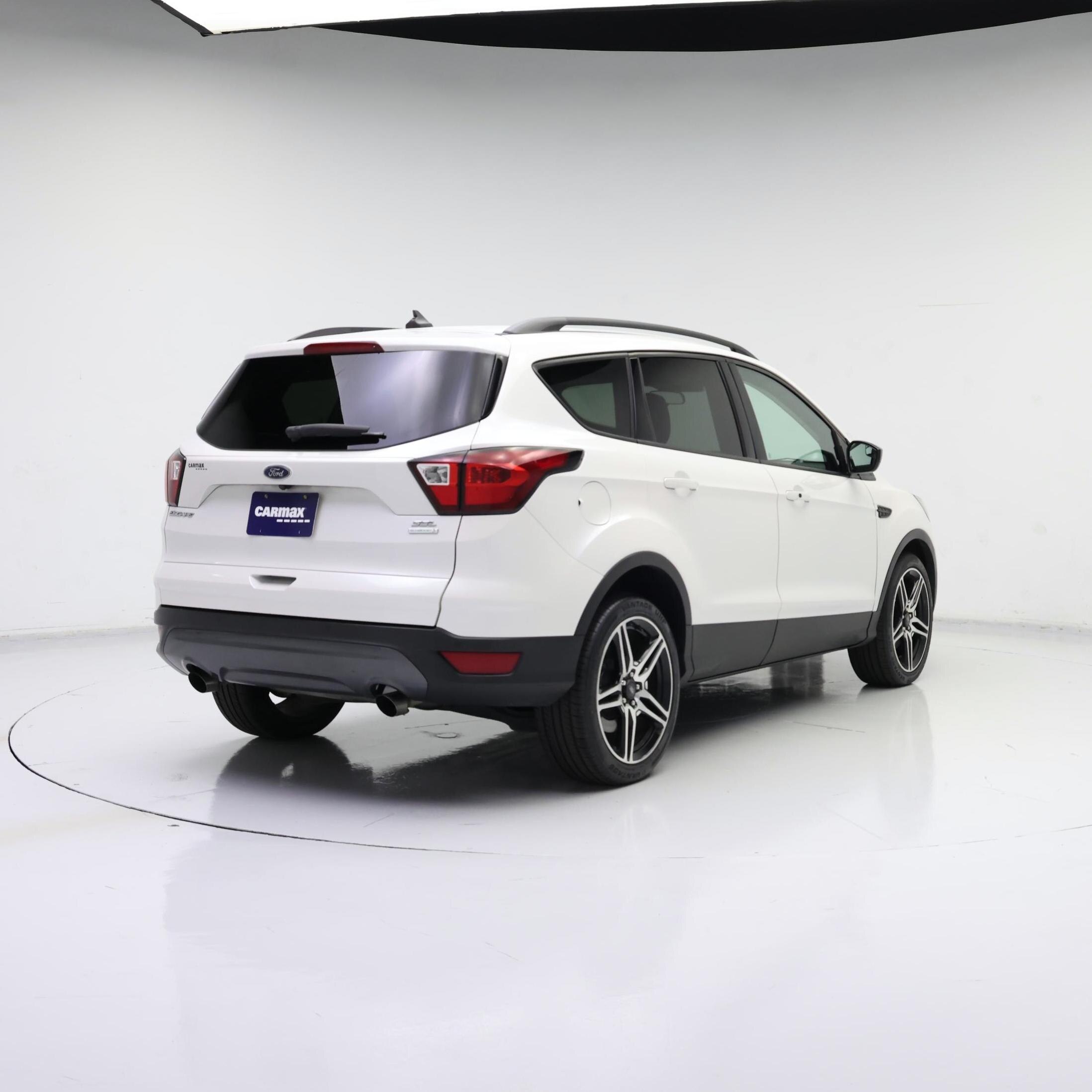 Thumbnail: 2019 Ford Escape - 8