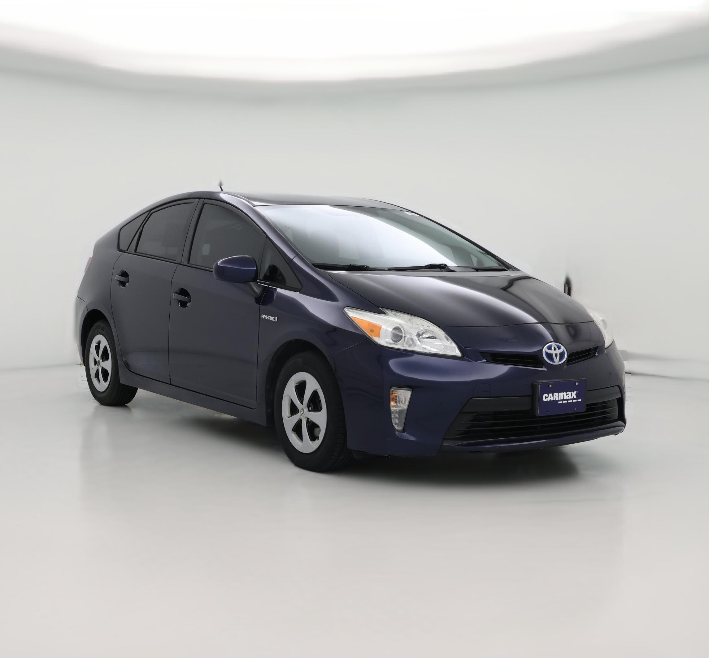 Thumbnail: 2015 Toyota Prius - 1