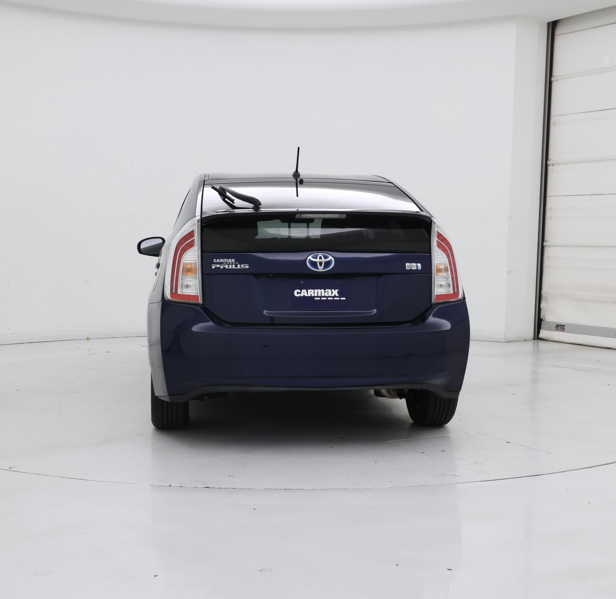 Thumbnail: 2015 Toyota Prius - 6