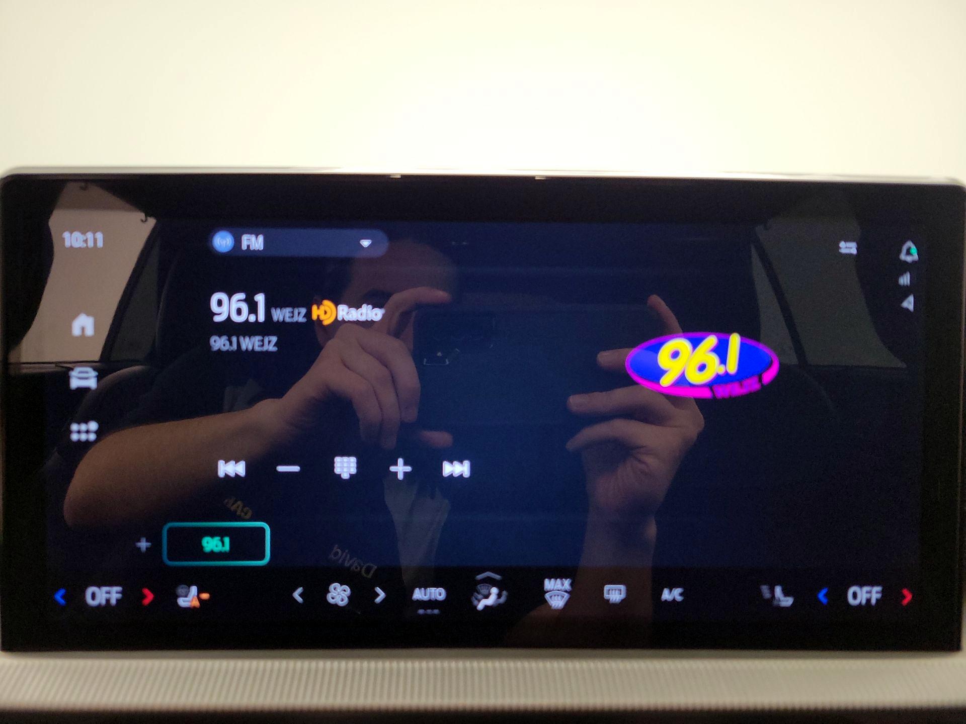 Thumbnail: 2025 Ford Explorer - 16