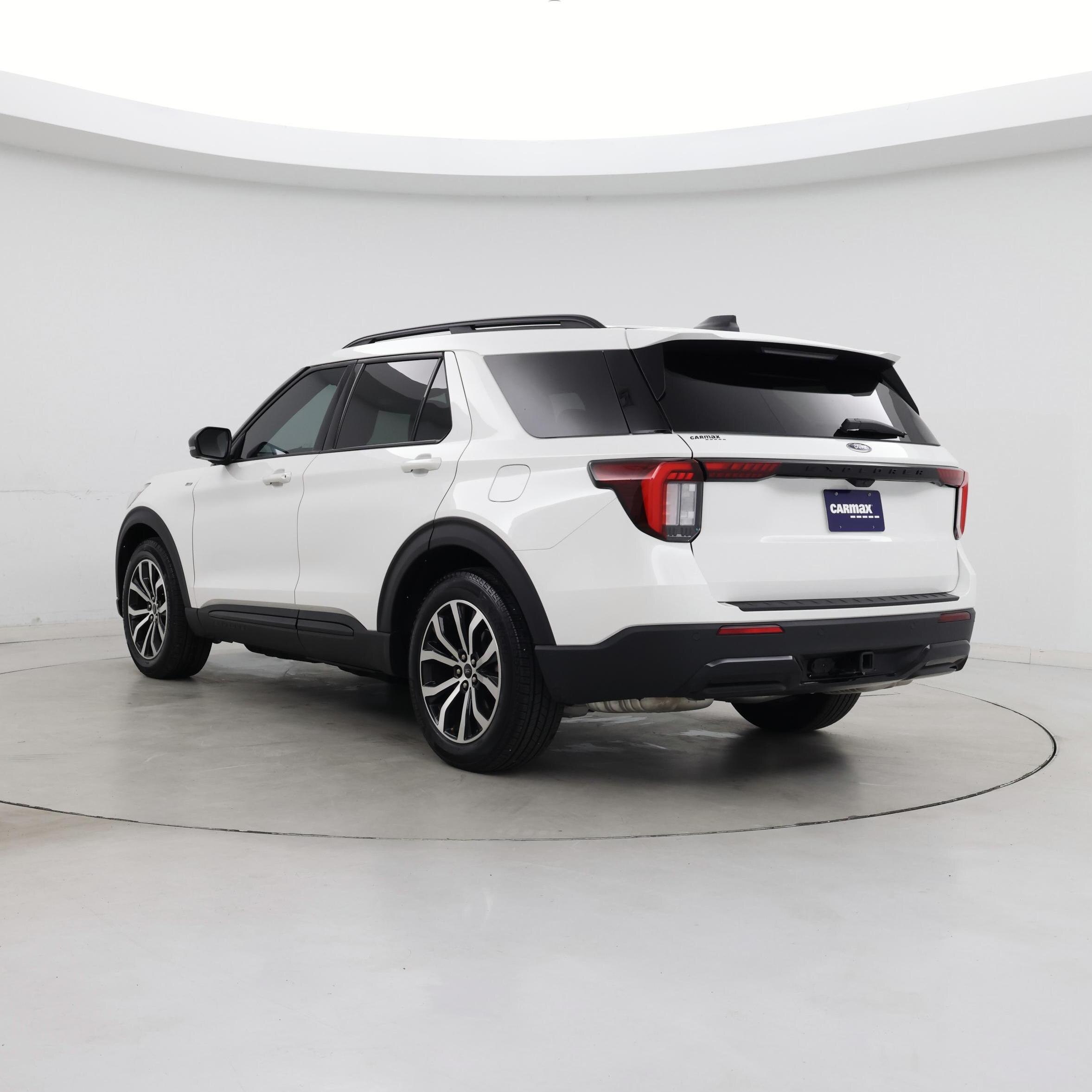 Thumbnail: 2025 Ford Explorer - 2