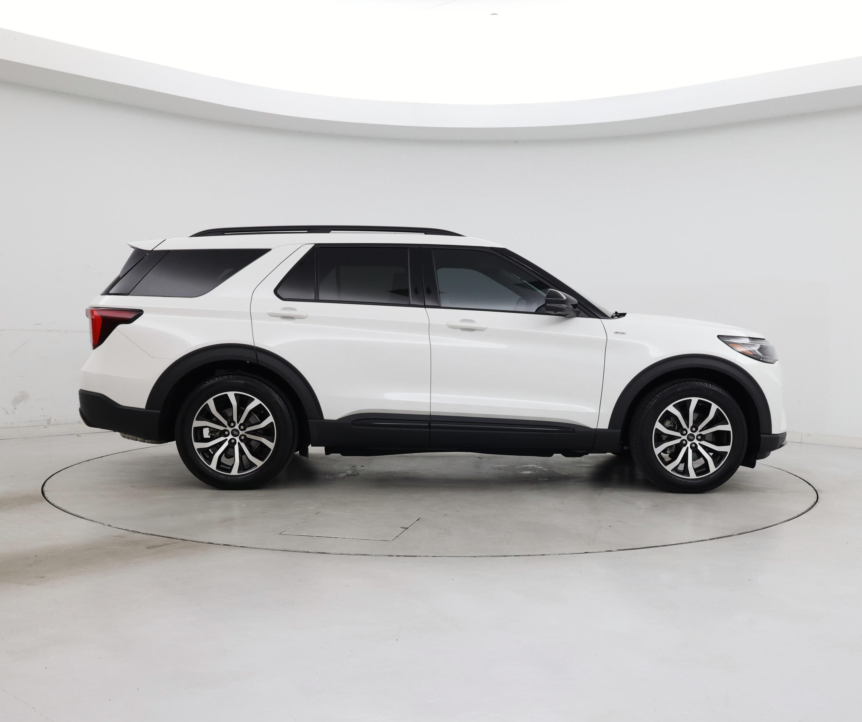 Thumbnail: 2025 Ford Explorer - 7