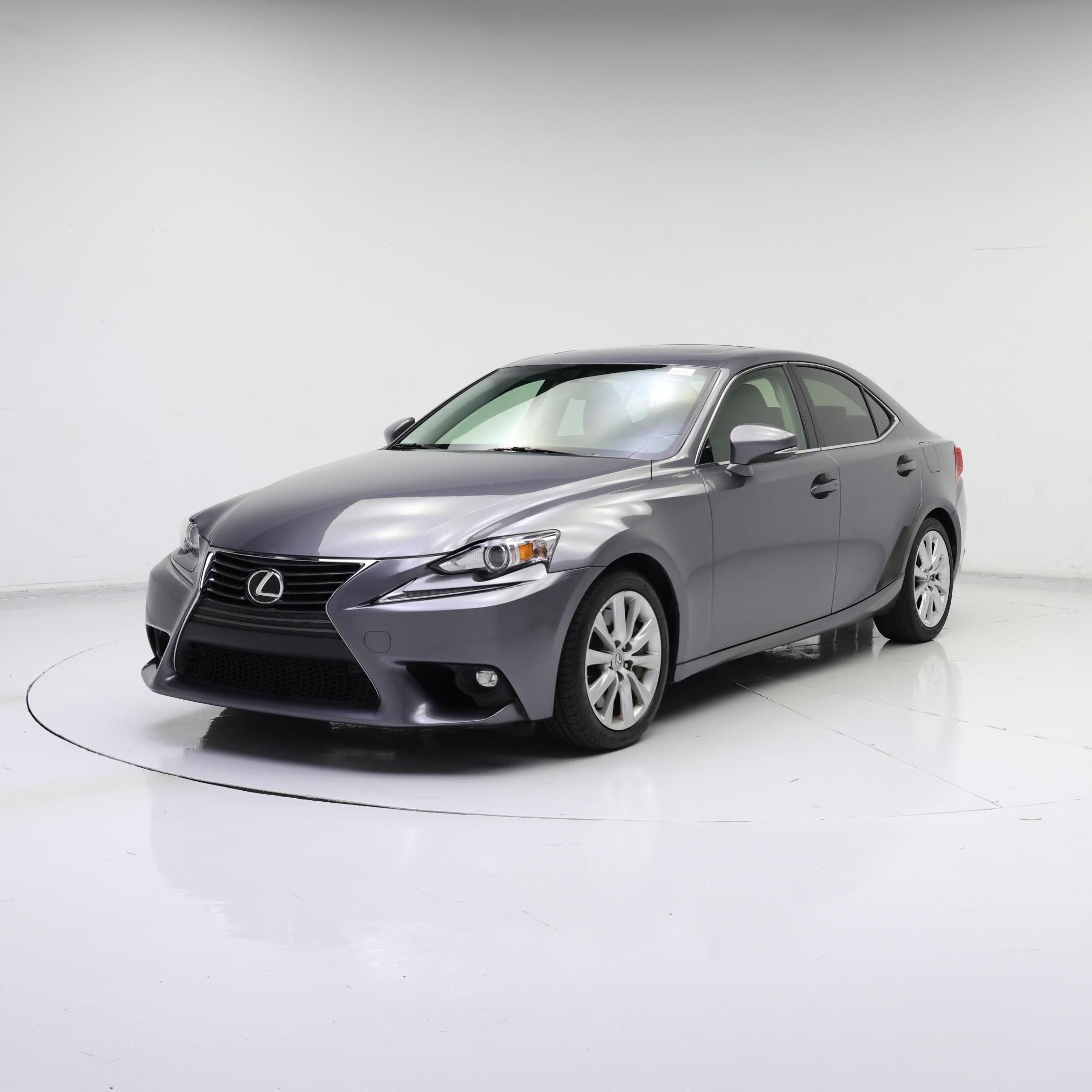 Thumbnail: 2016 Lexus IS - 4