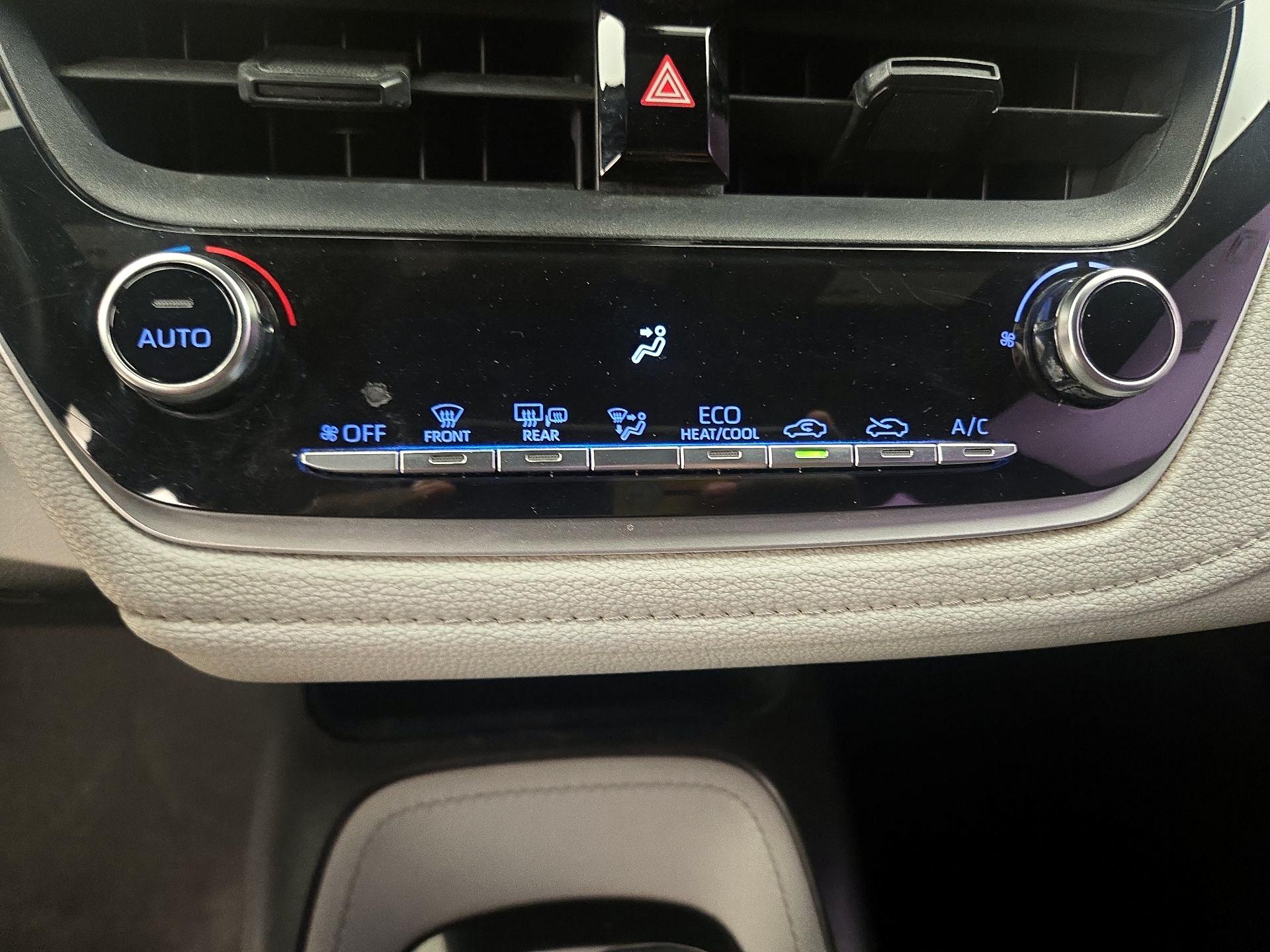 Thumbnail: 2020 Toyota Corolla - 16