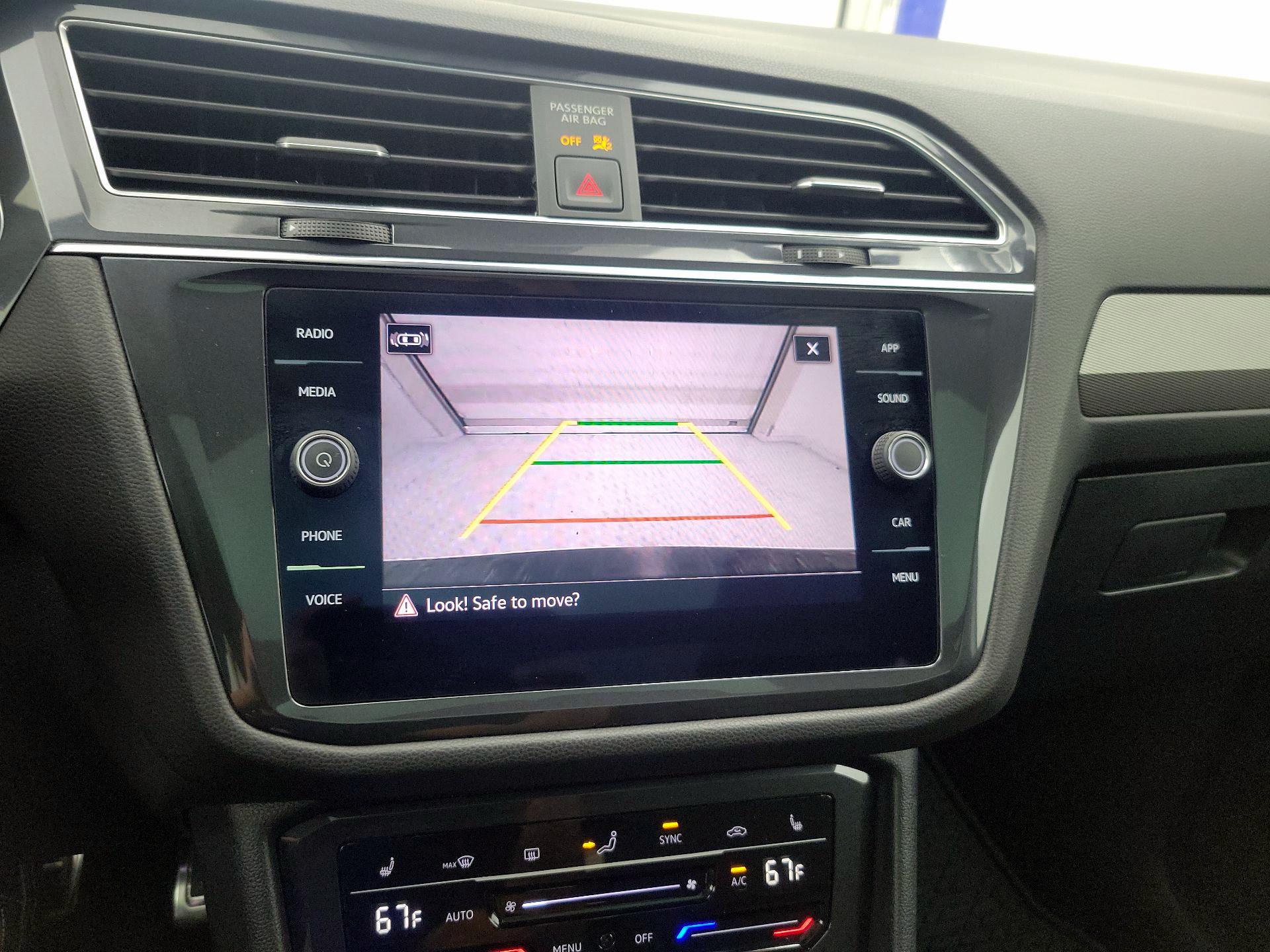 Thumbnail: 2023 Volkswagen Tiguan - 14