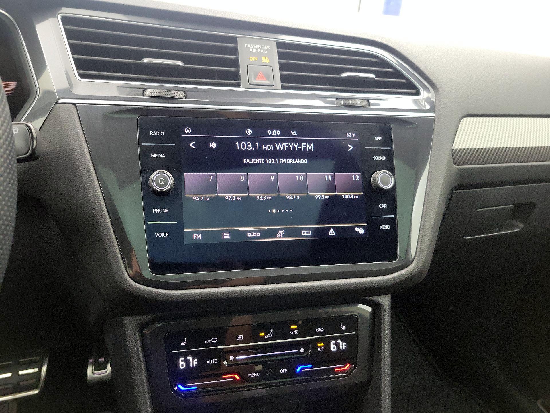 Thumbnail: 2023 Volkswagen Tiguan - 15