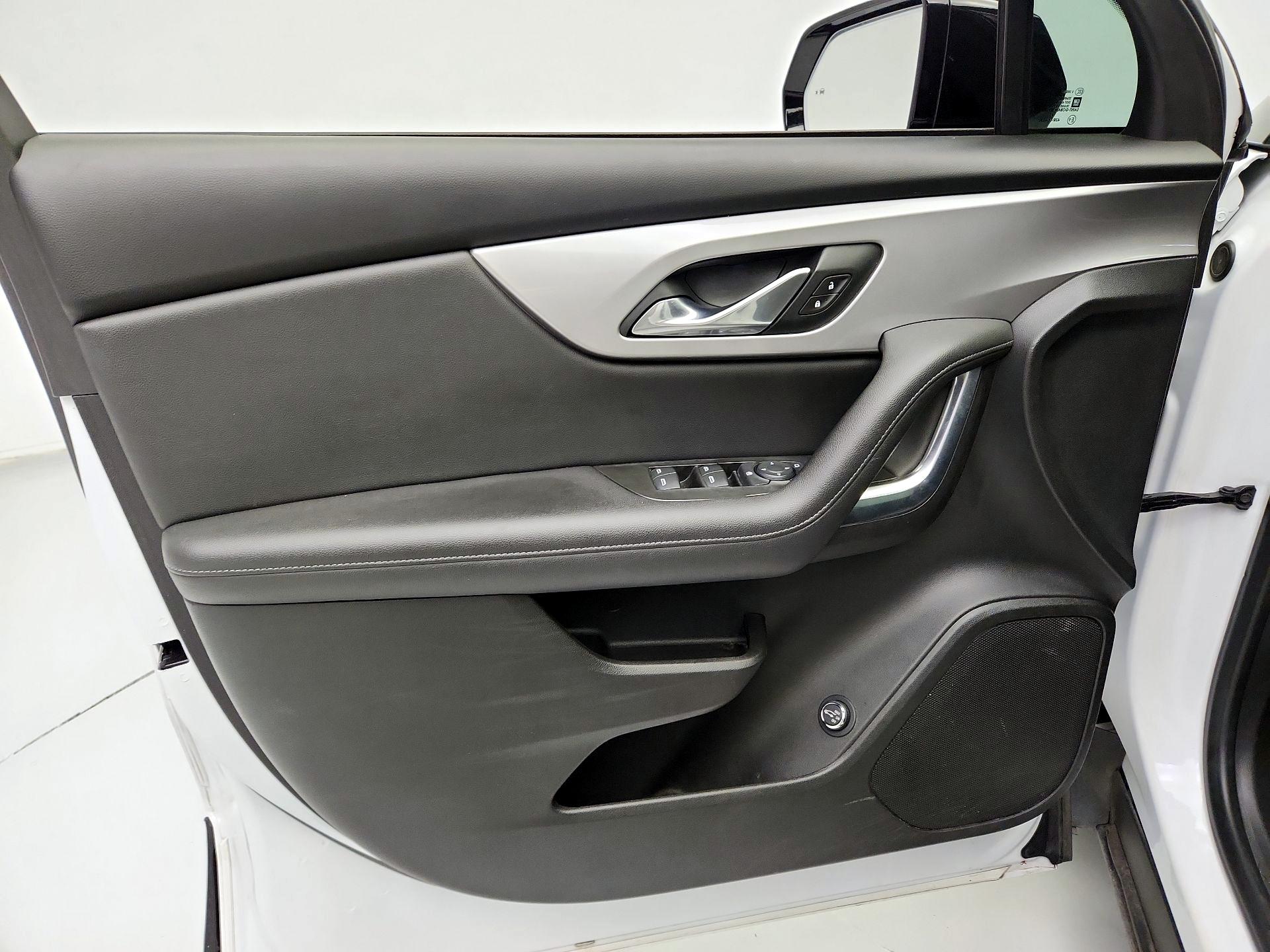 Thumbnail: 2021 Chevrolet Blazer - 12