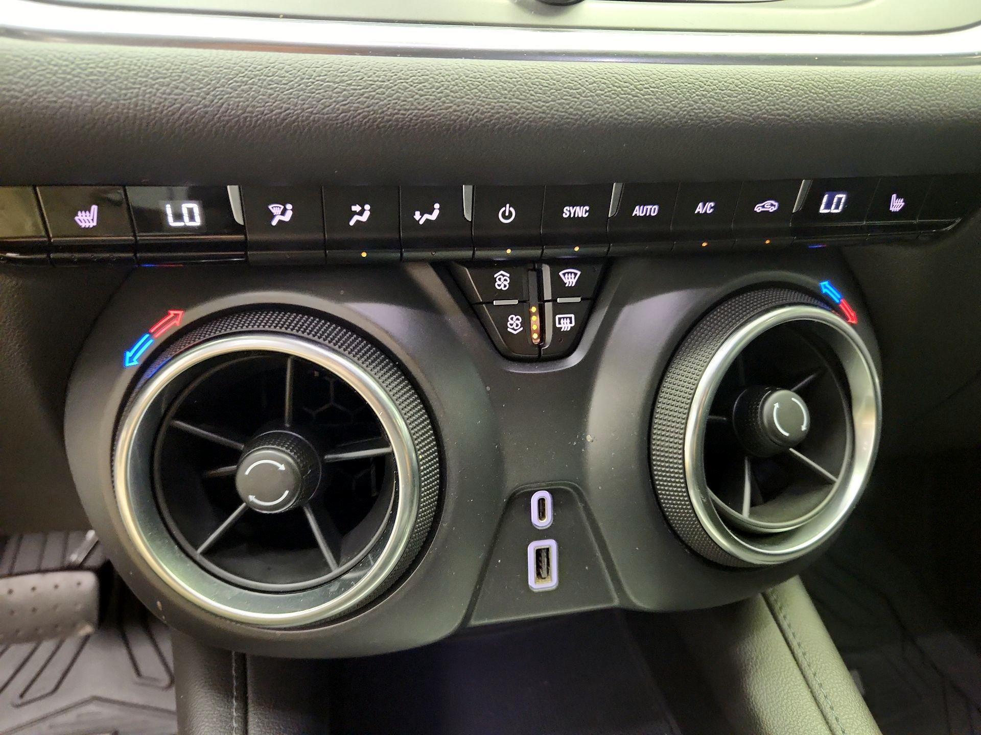 Thumbnail: 2021 Chevrolet Blazer - 17