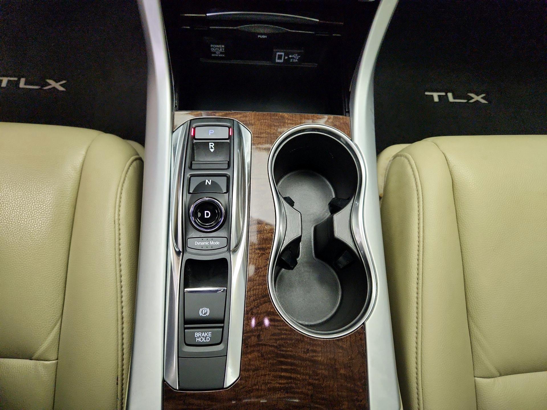 Thumbnail: 2019 Acura TLX - 17