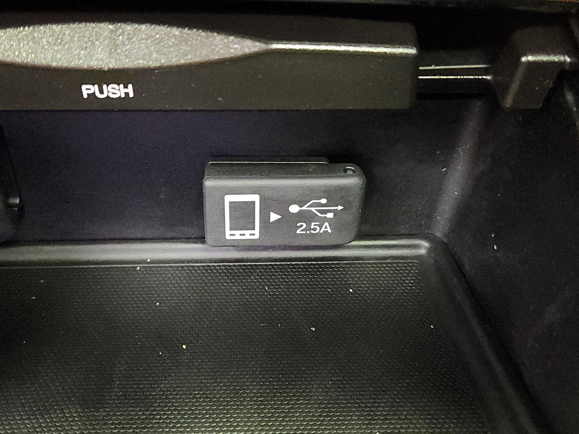 Thumbnail: 2019 Acura TLX - 18