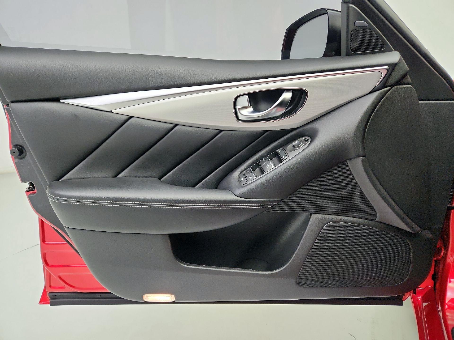 Thumbnail: 2021 INFINITI Q50 - 12