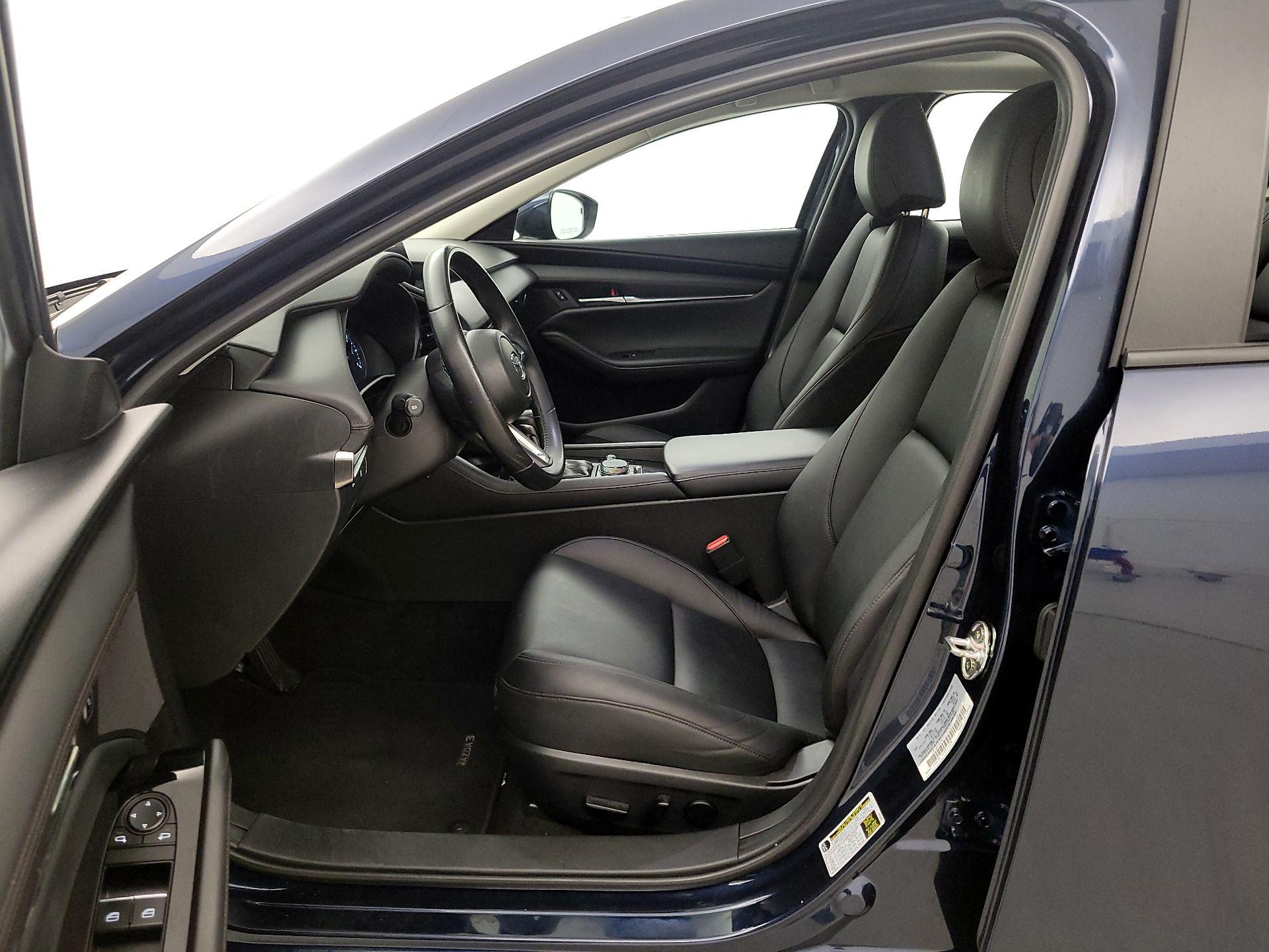 Thumbnail: 2025 Mazda Mazda3 - 11