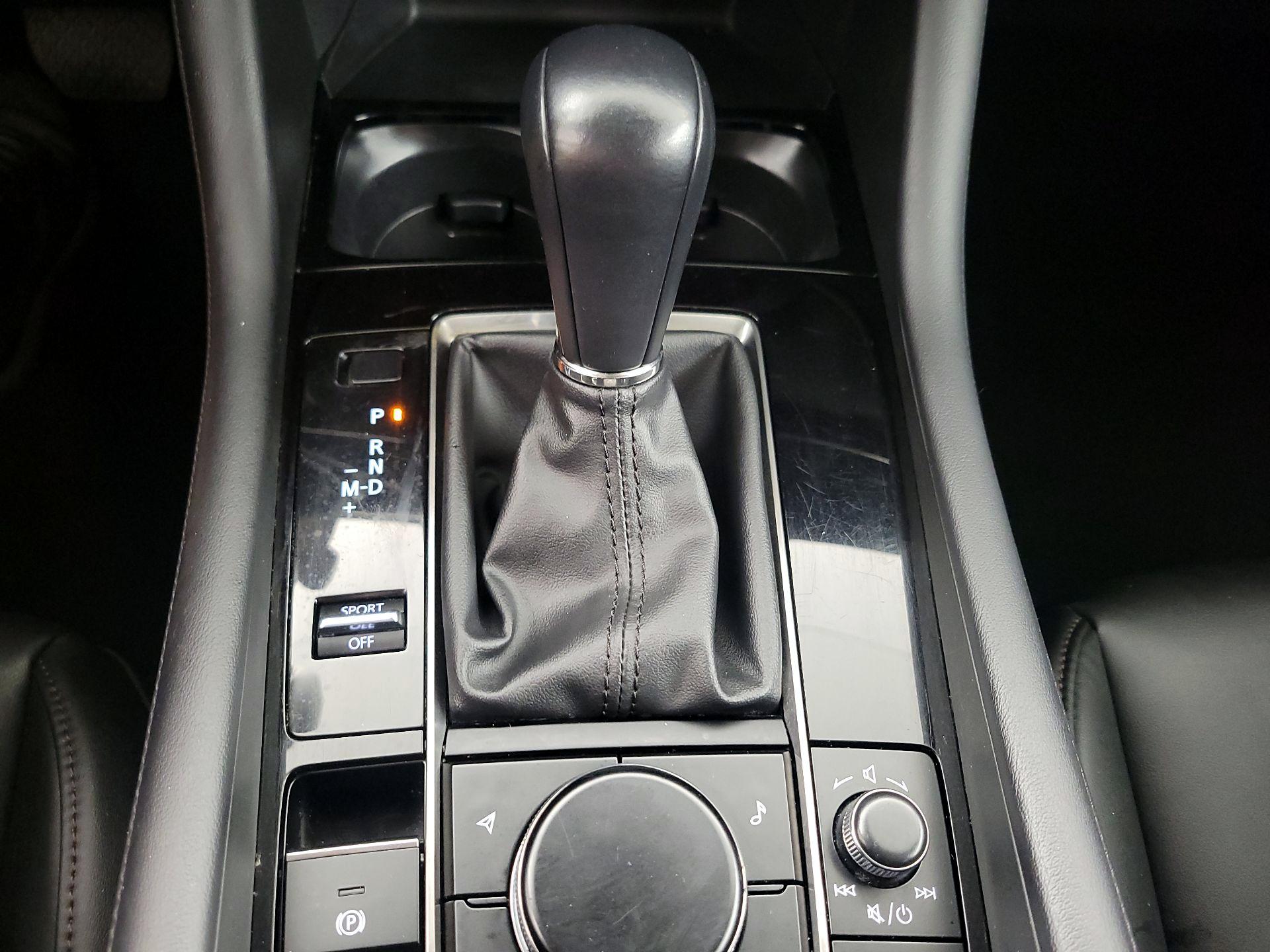 Thumbnail: 2025 Mazda Mazda3 - 17