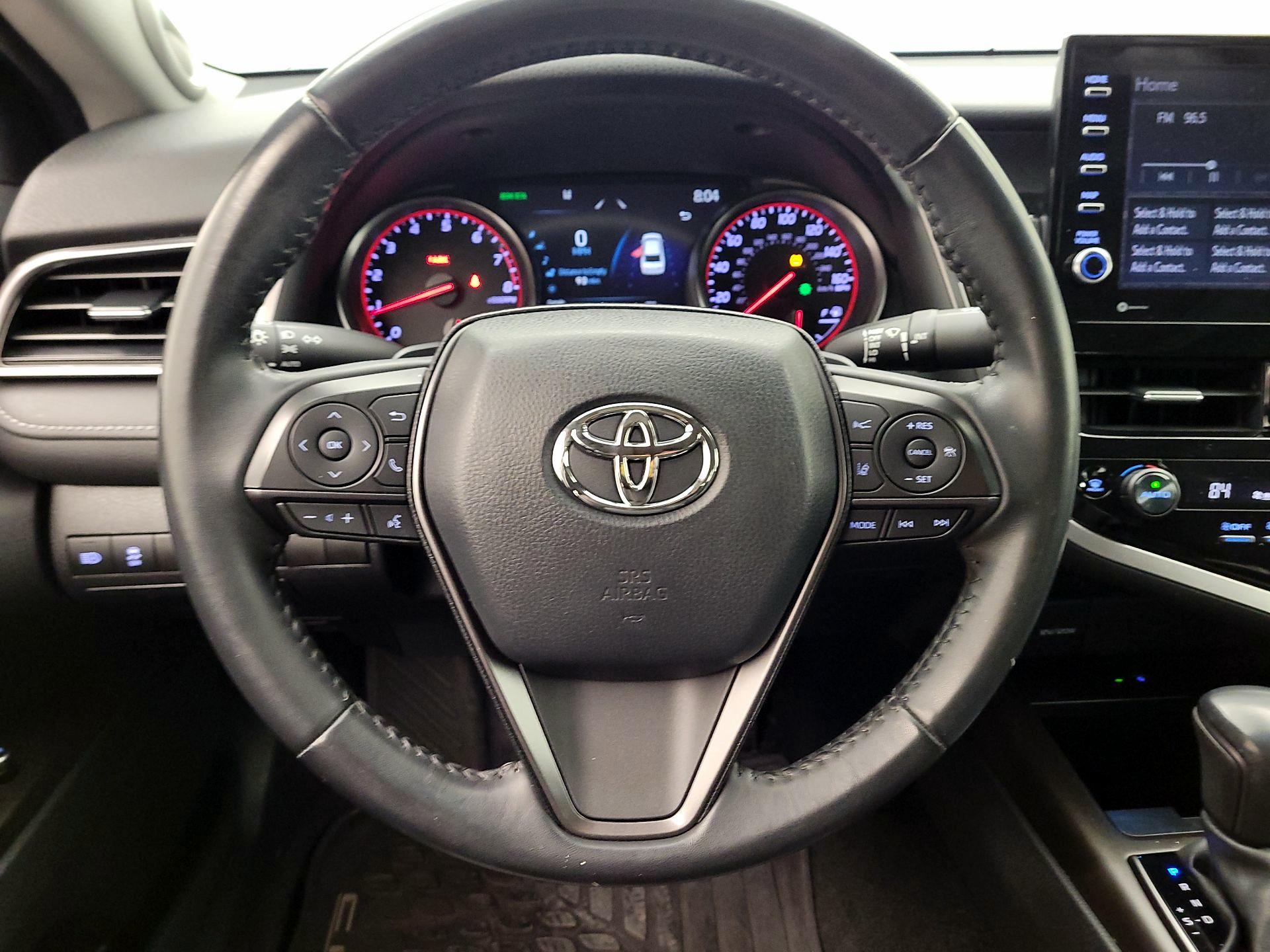 Thumbnail: 2022 Toyota Camry - 10