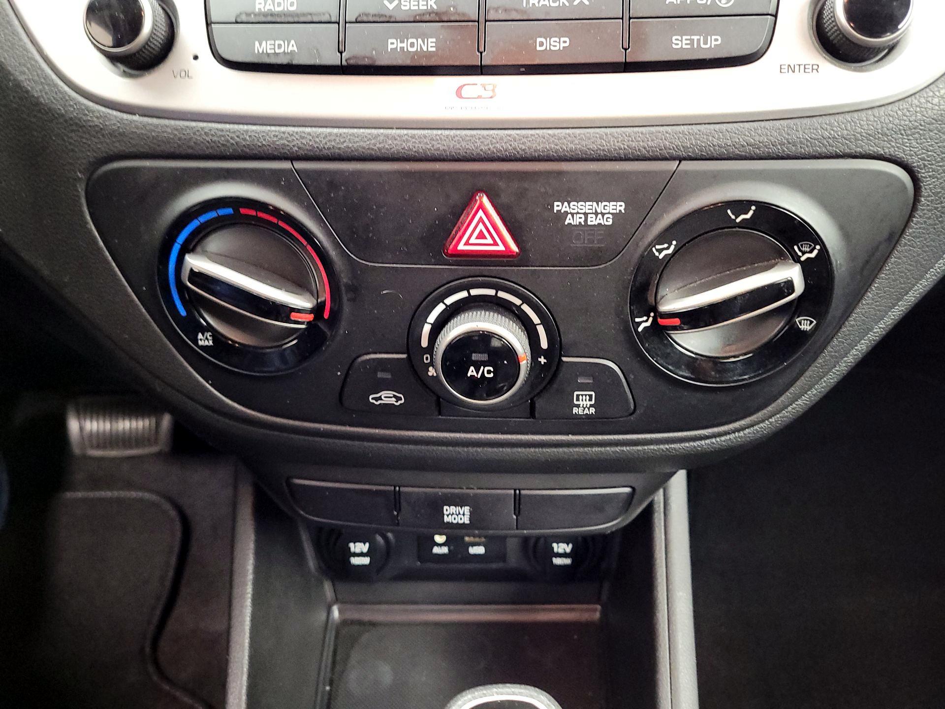 Thumbnail: 2021 Hyundai Accent - 14