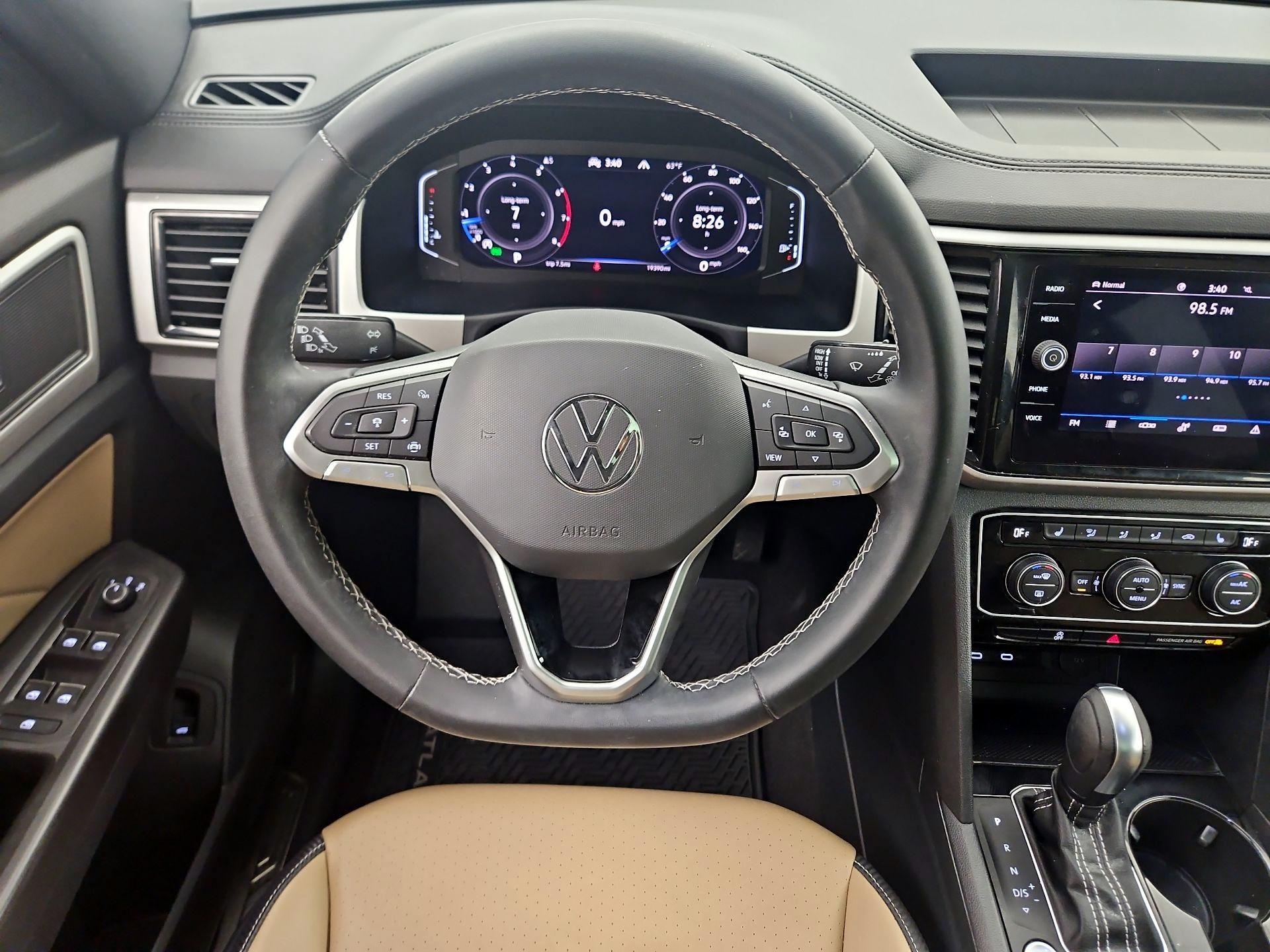 Thumbnail: 2022 Volkswagen Atlas - 10