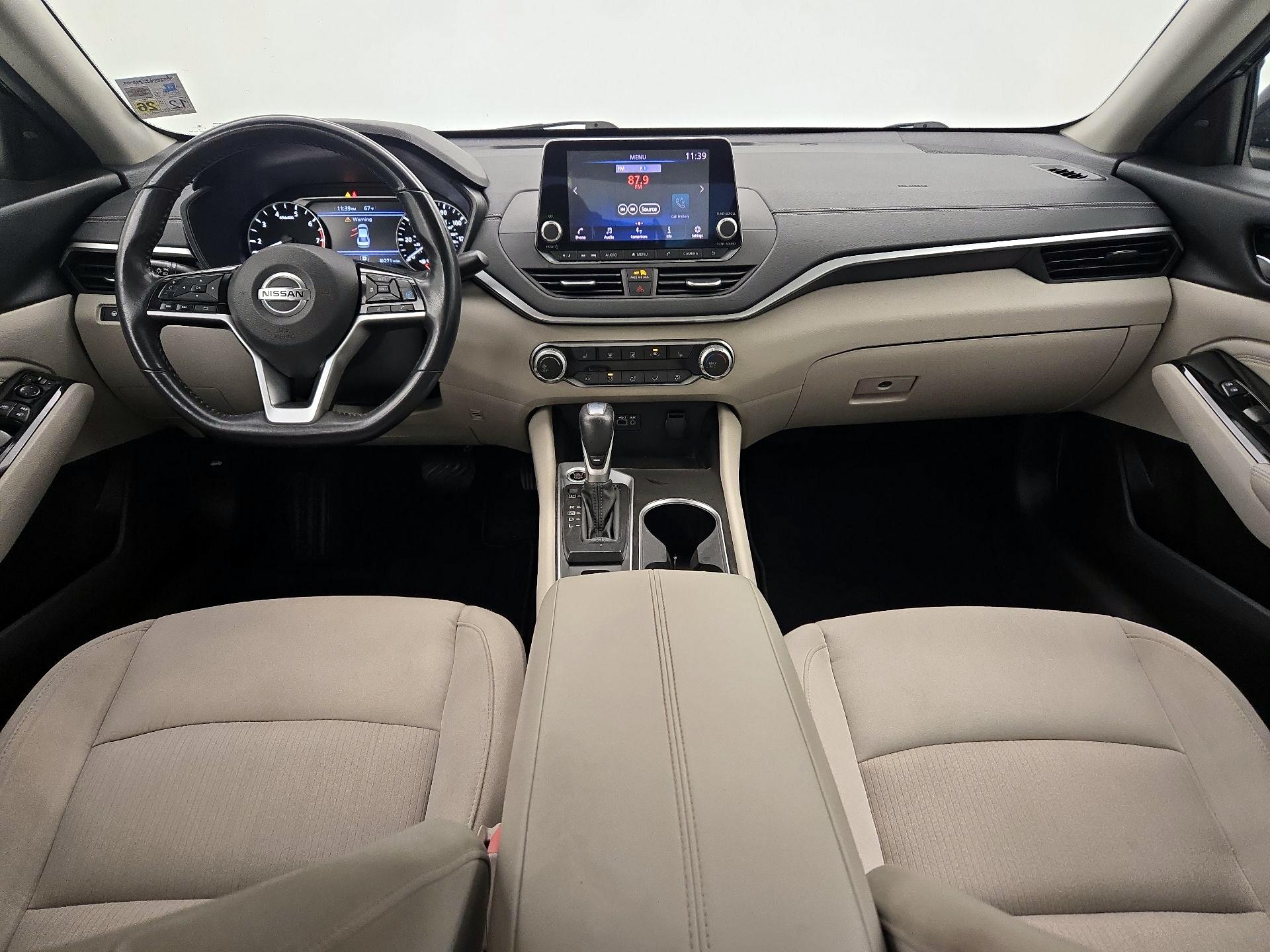 Thumbnail: 2021 Nissan Altima - 9