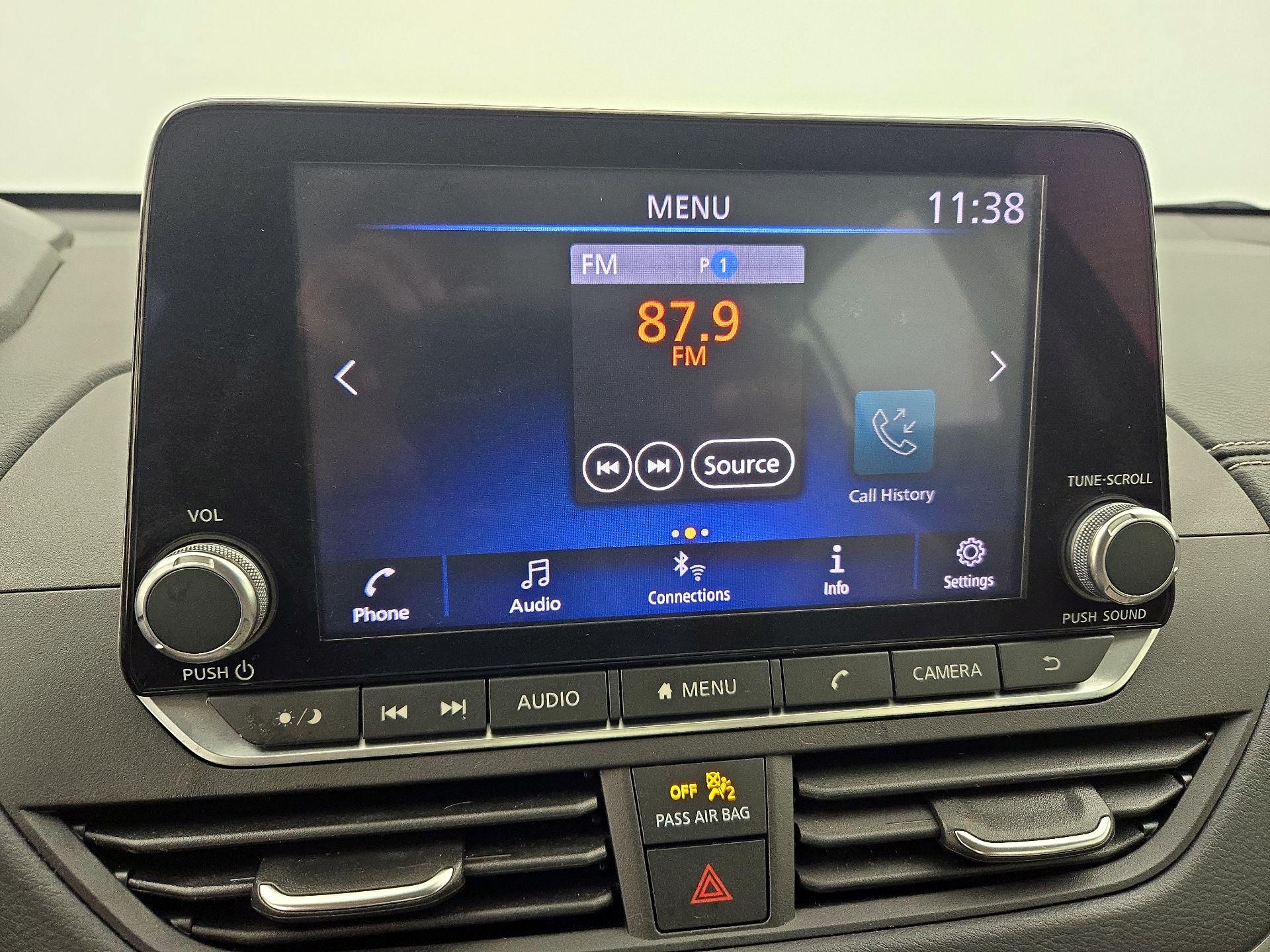 Thumbnail: 2021 Nissan Altima - 15