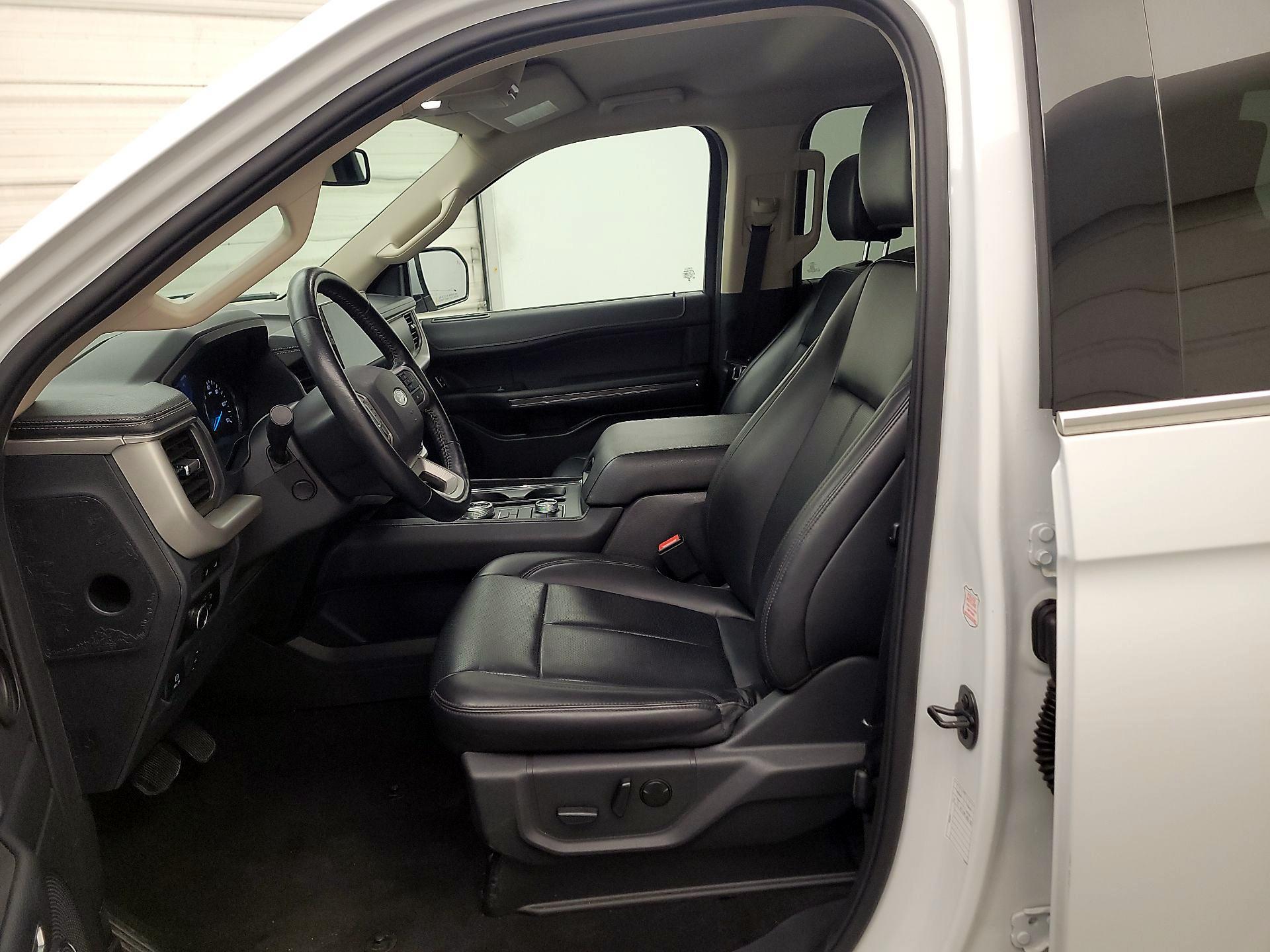 Thumbnail: 2023 Ford Expedition - 11