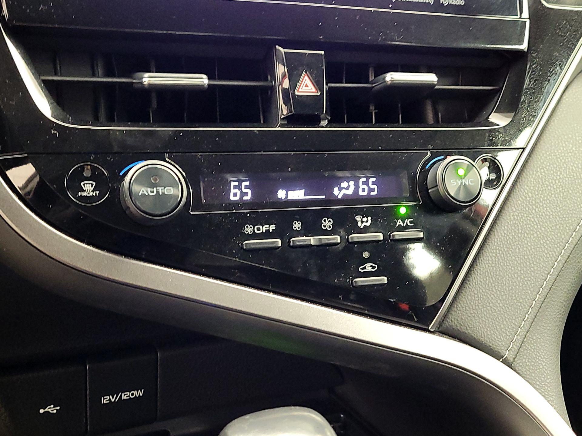 Thumbnail: 2023 Toyota Camry - 16