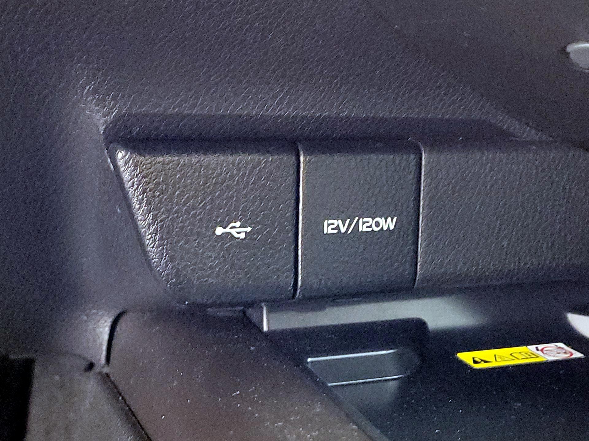 Thumbnail: 2023 Toyota Camry - 18