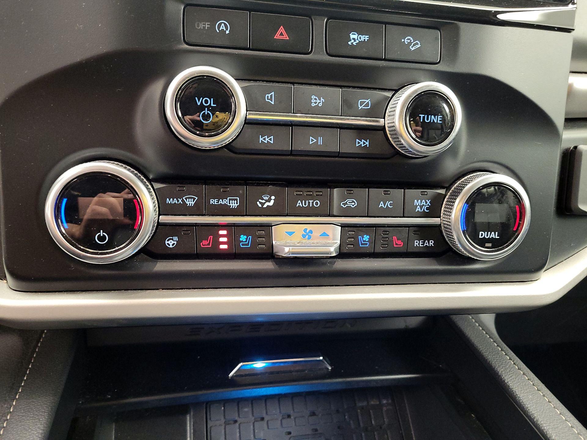 Thumbnail: 2024 Ford Expedition - 14