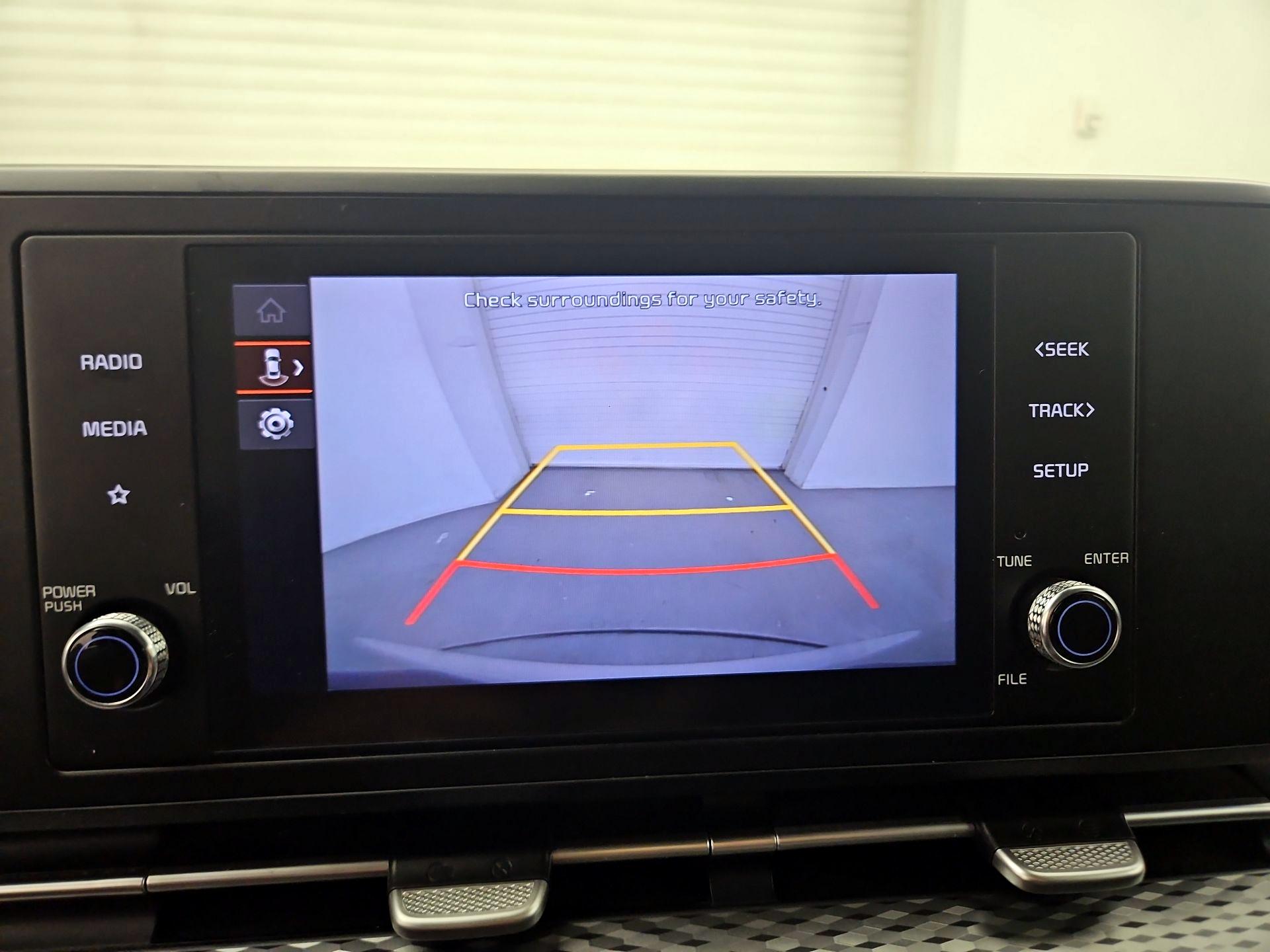 Thumbnail: 2023 Kia Carnival - 14