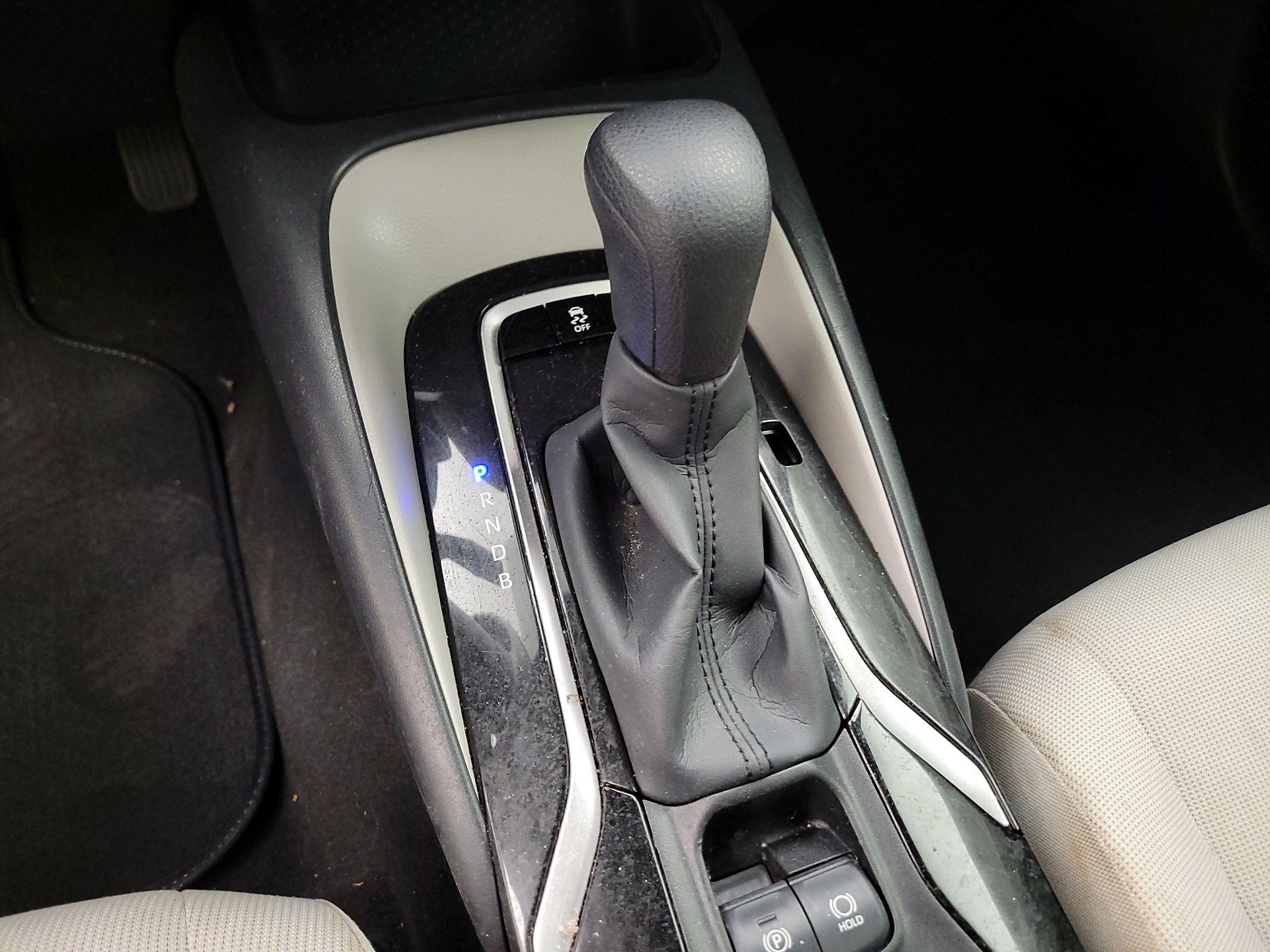 Thumbnail: 2022 Toyota Corolla - 17