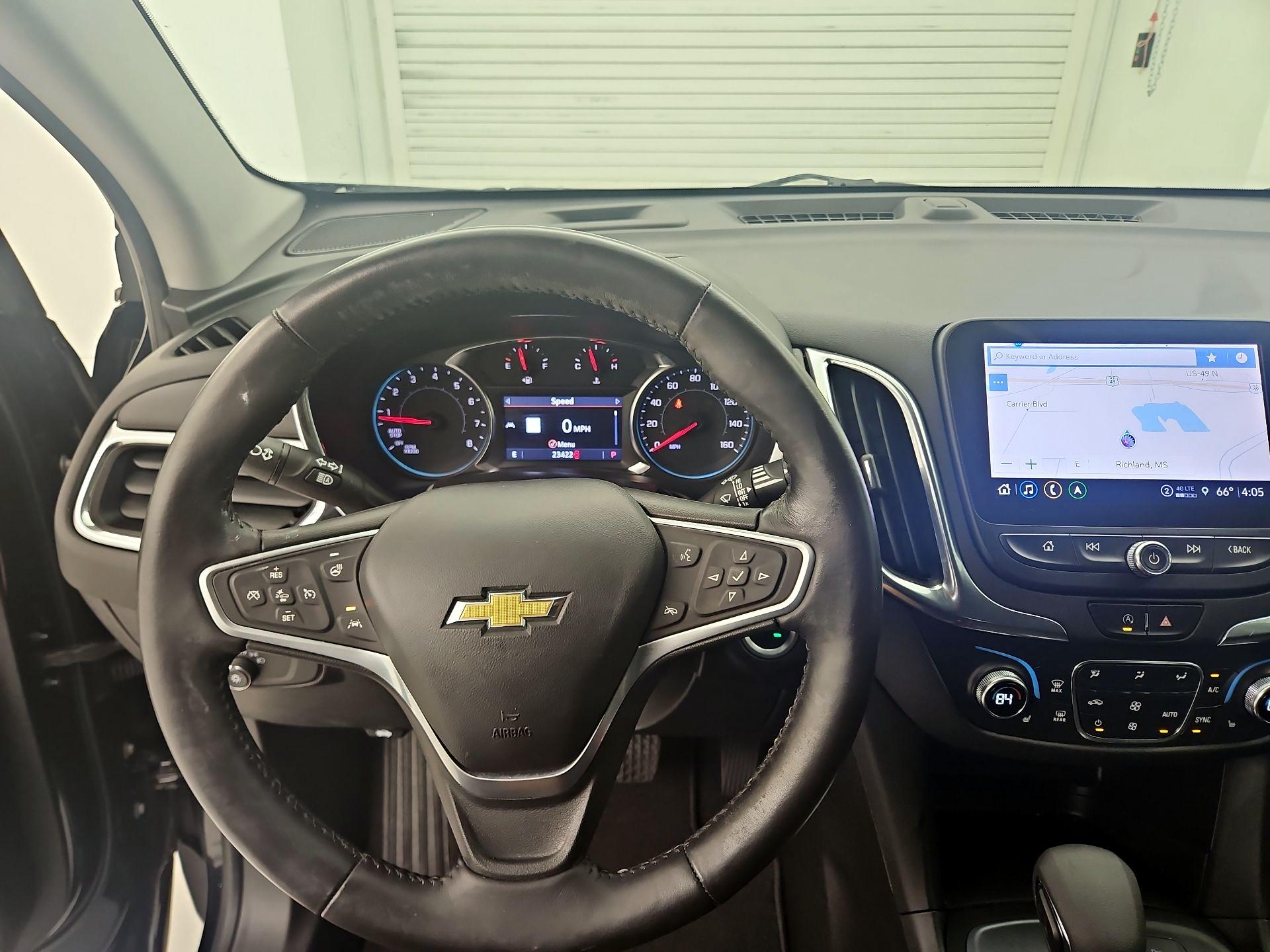 Thumbnail: 2022 Chevrolet Equinox - 10