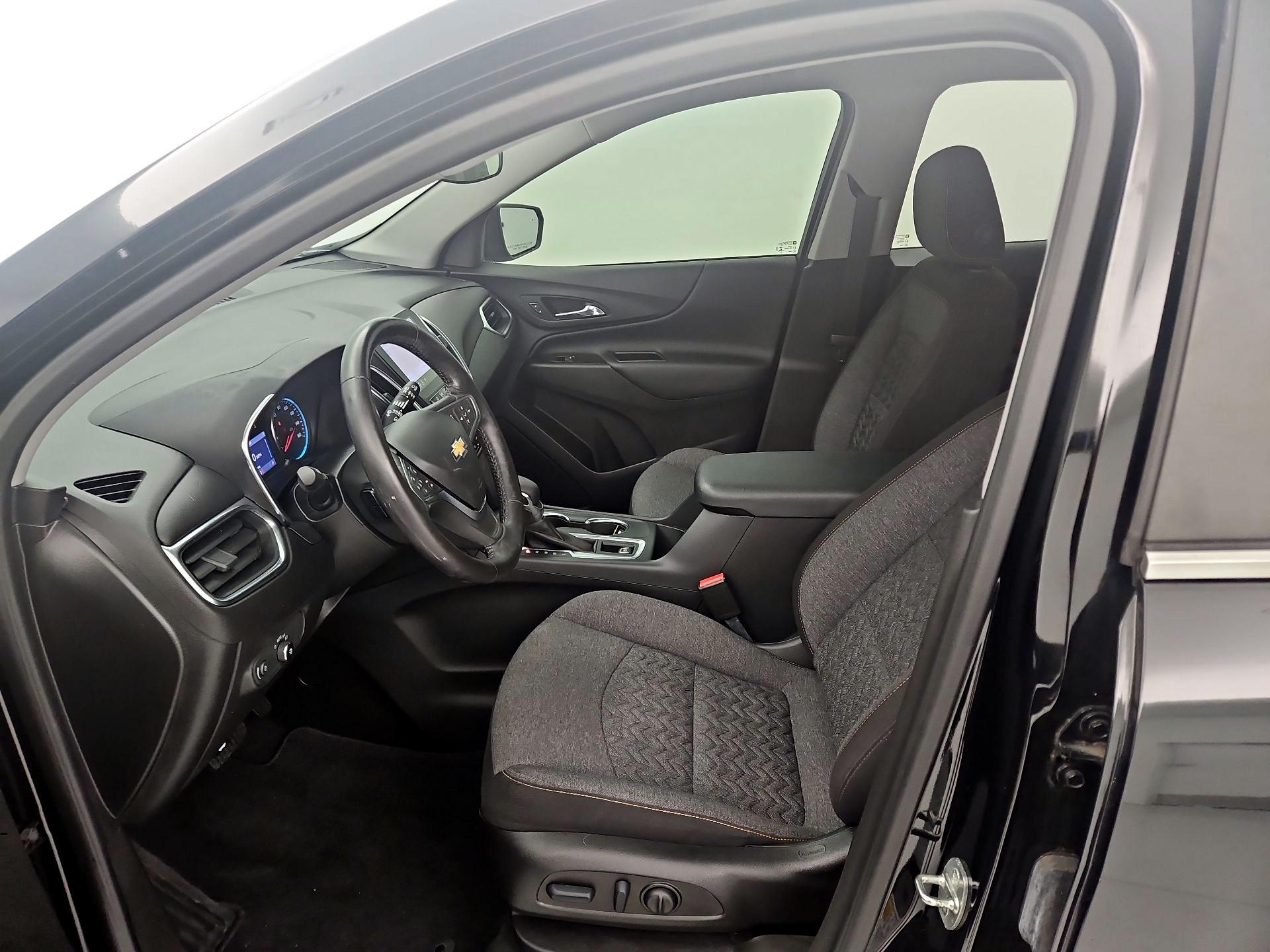 Thumbnail: 2022 Chevrolet Equinox - 11