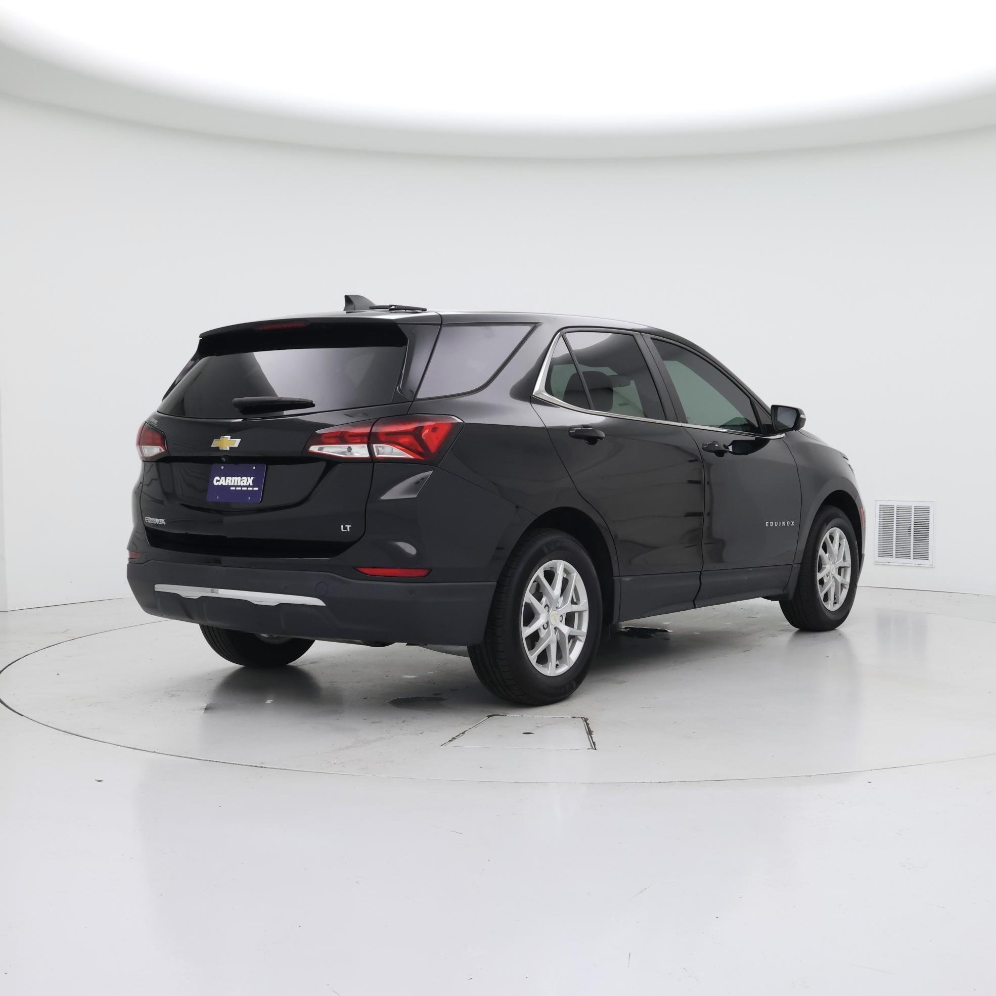 Thumbnail: 2022 Chevrolet Equinox - 8