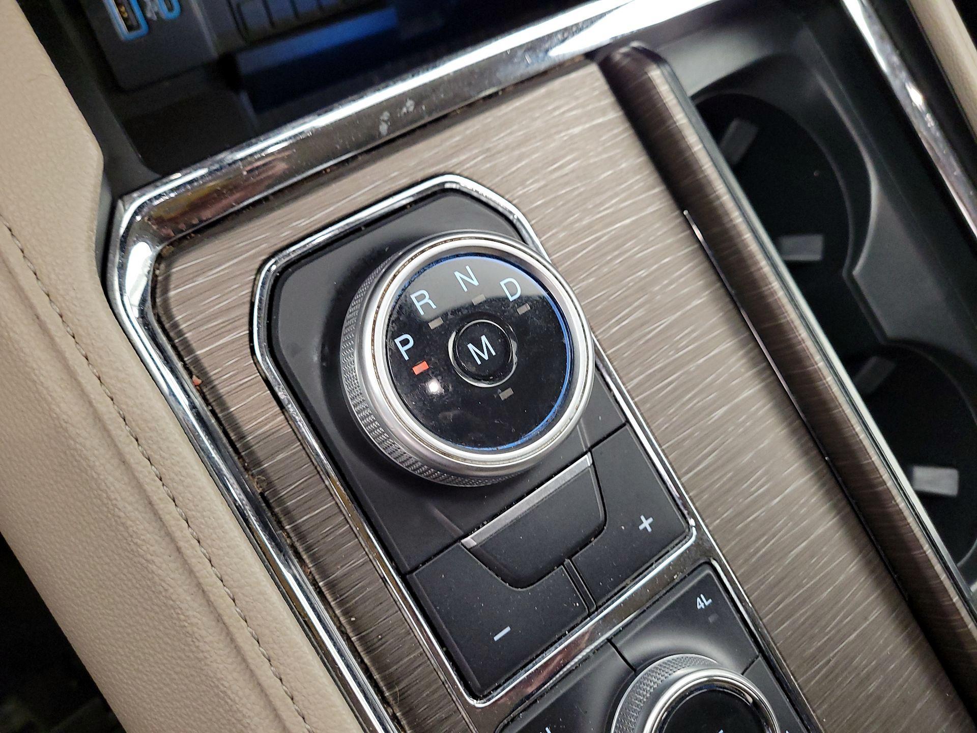 Thumbnail: 2023 Ford Expedition - 17