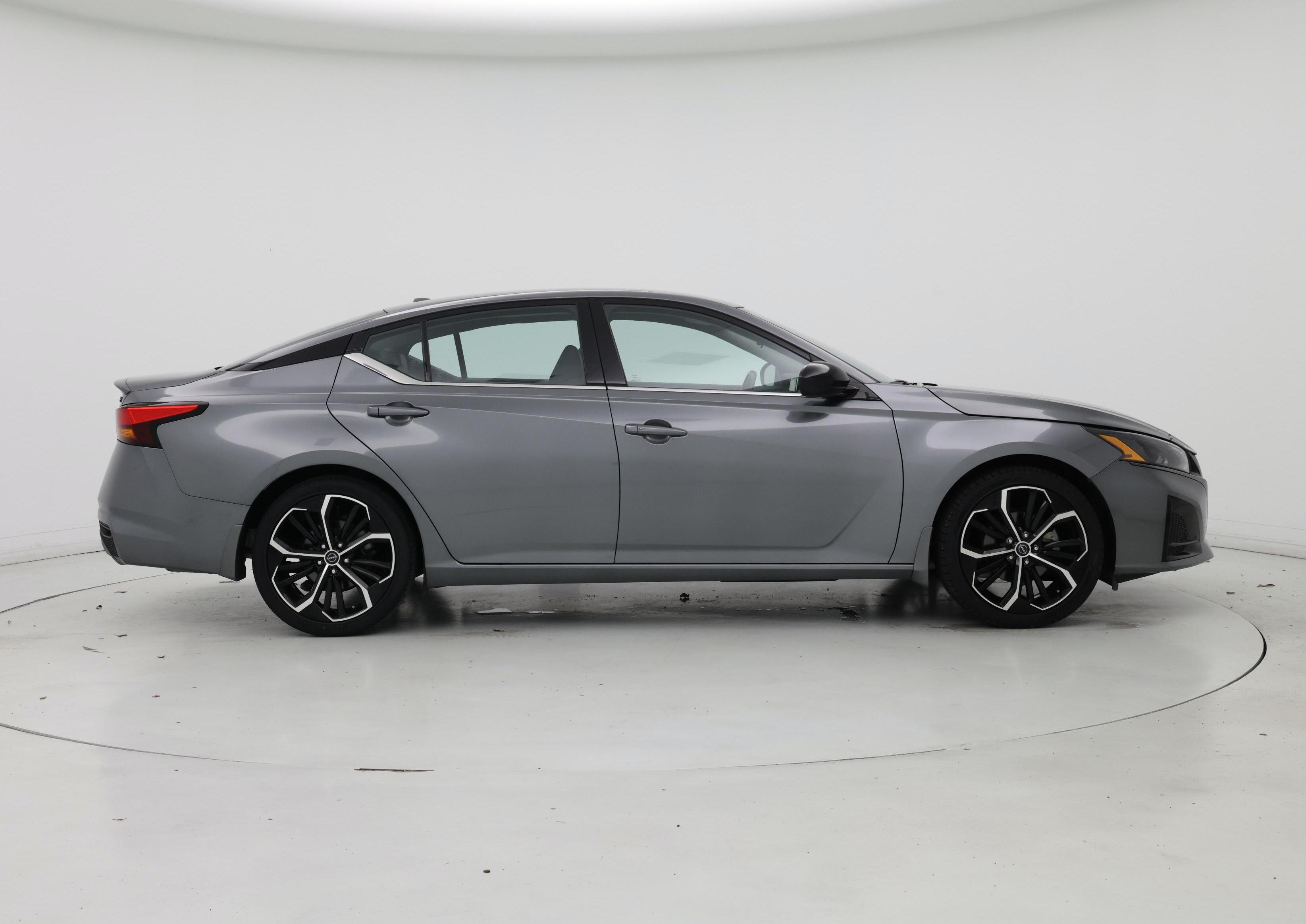 Thumbnail: 2023 Nissan Altima - 7