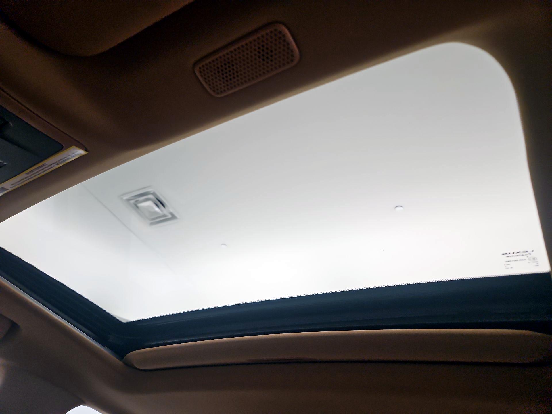 Thumbnail: 2023 Lexus ES - 19