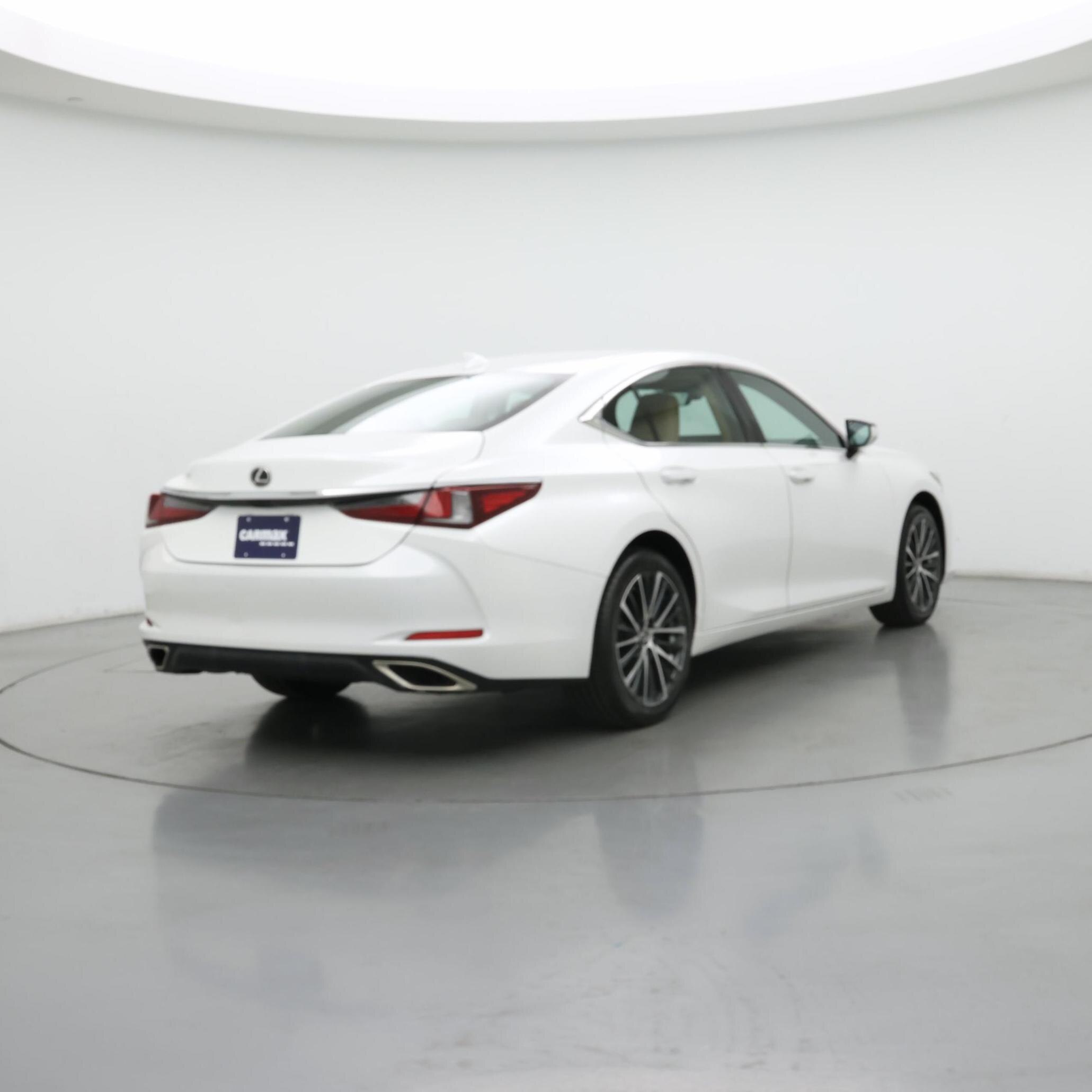 Thumbnail: 2023 Lexus ES - 8