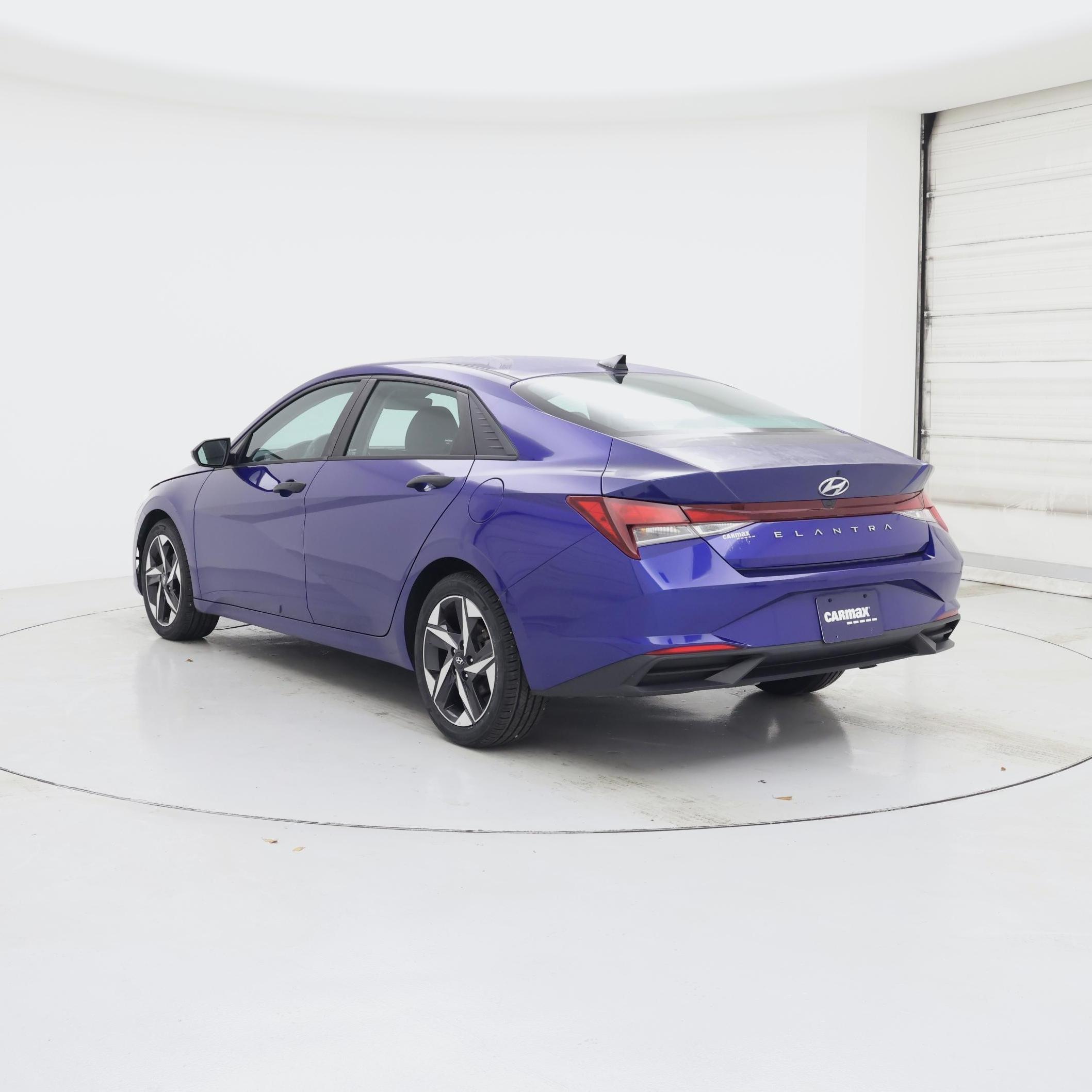 Thumbnail: 2023 Hyundai Elantra - 2