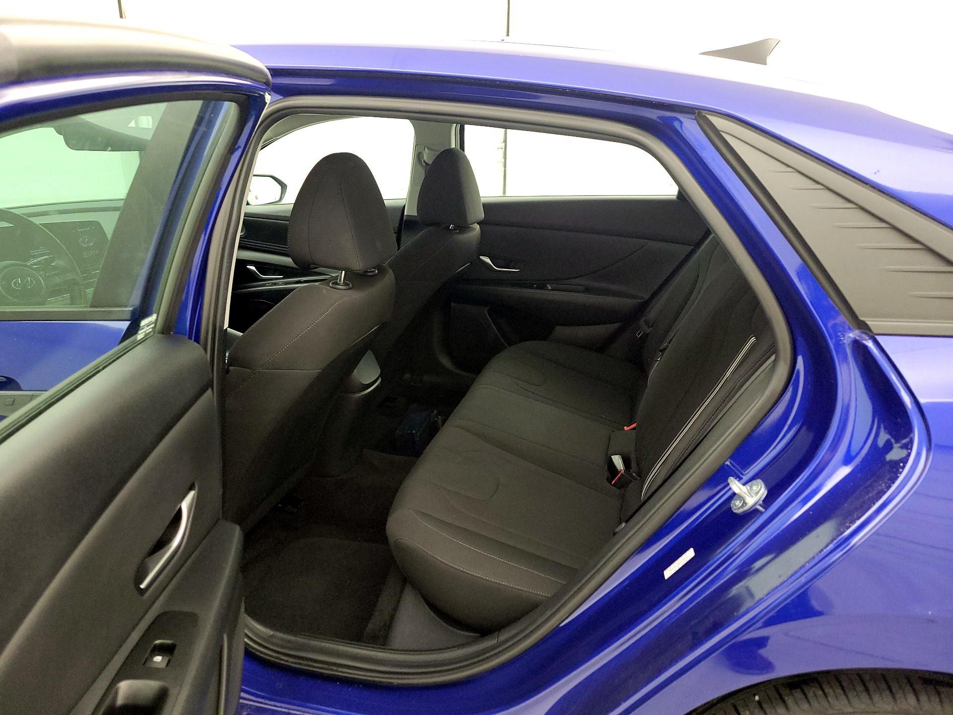 Thumbnail: 2023 Hyundai Elantra - 19