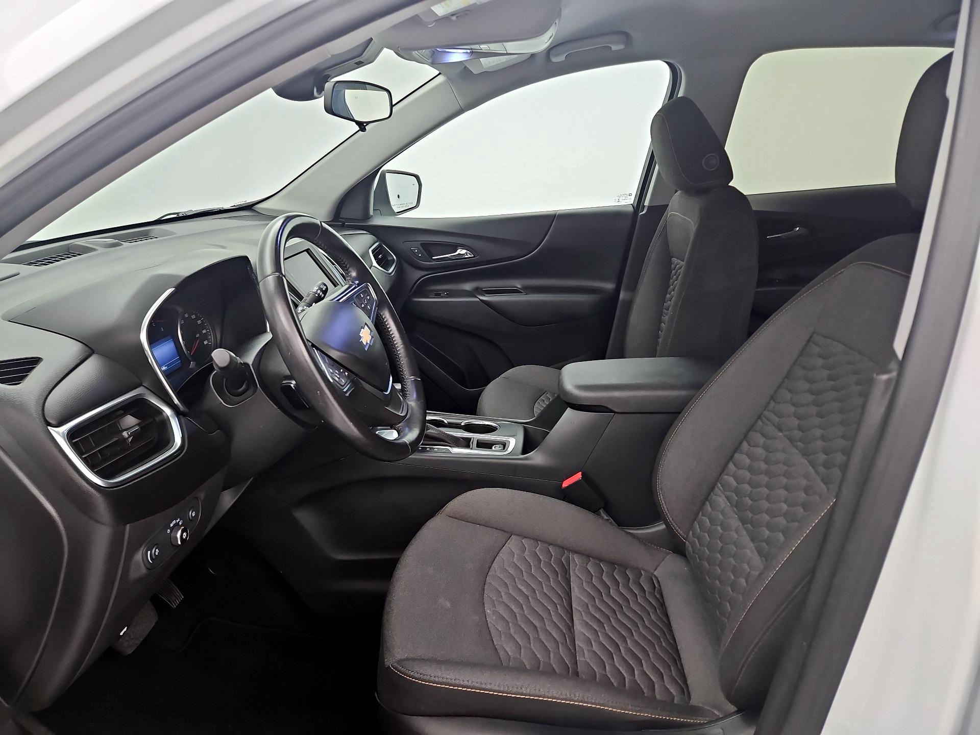 Thumbnail: 2020 Chevrolet Equinox - 11