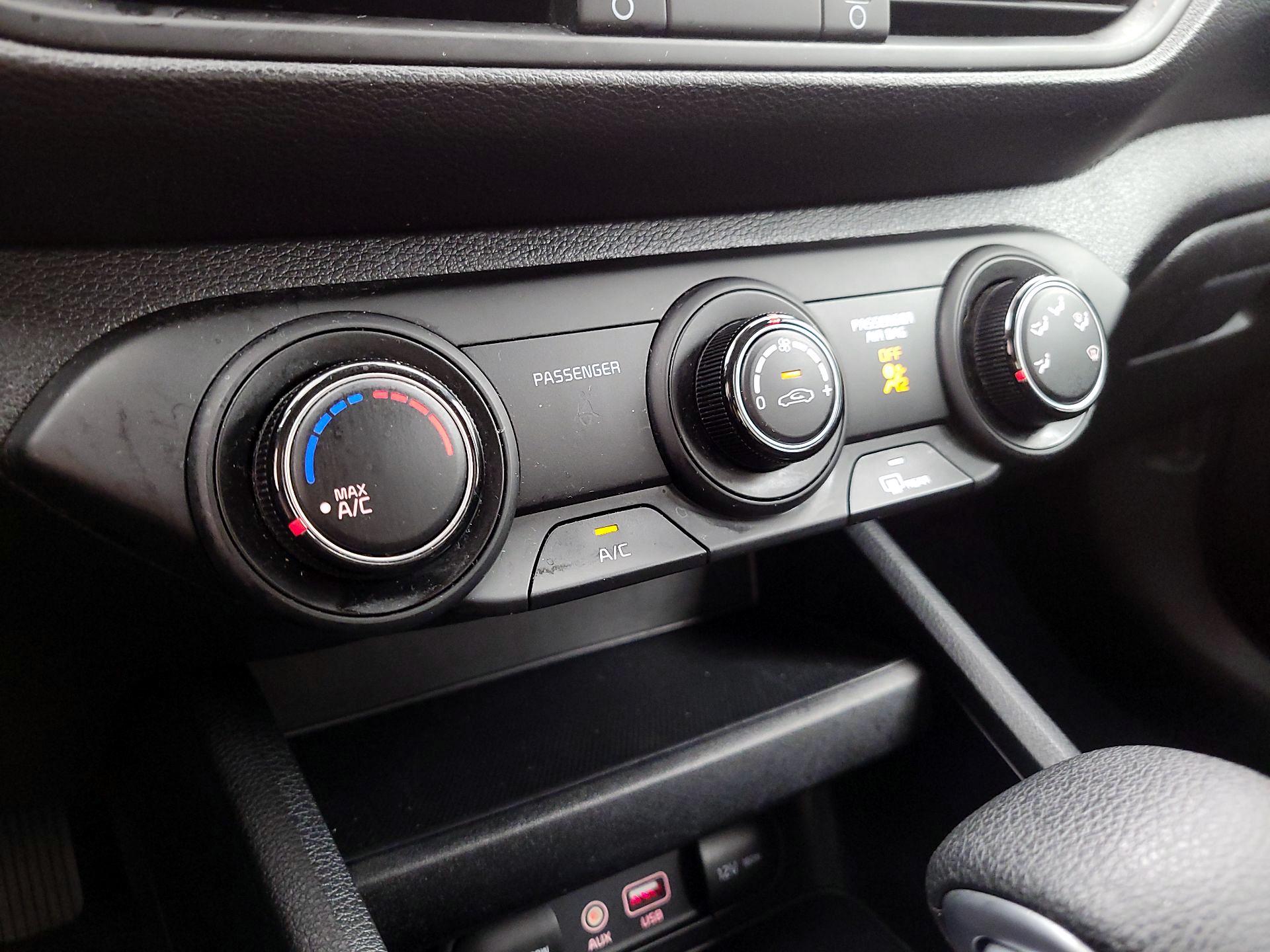 Thumbnail: 2021 Kia Forte - 14