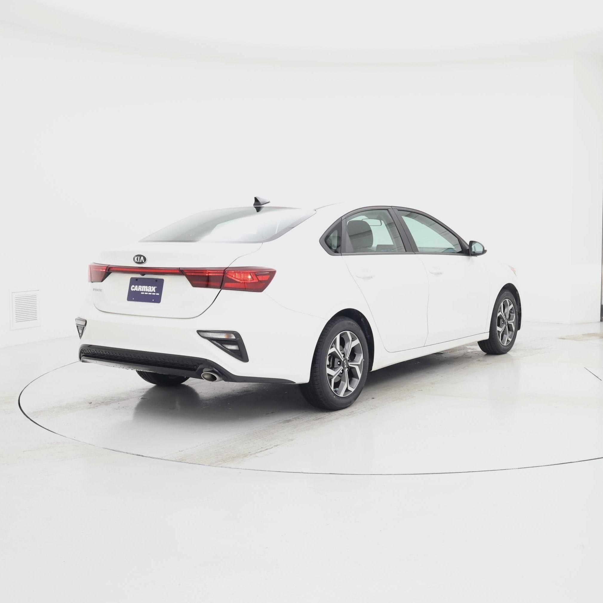 Thumbnail: 2021 Kia Forte - 8