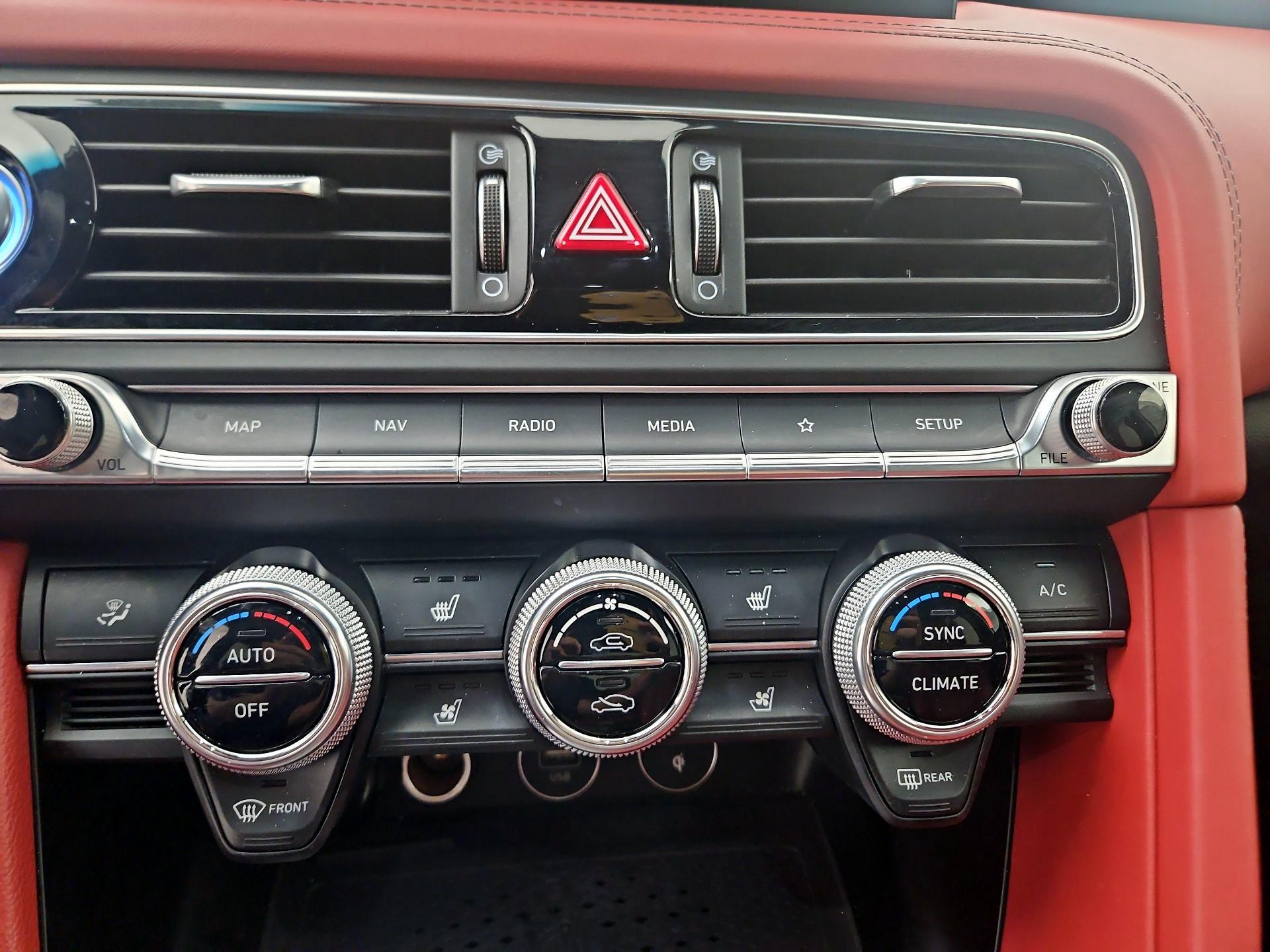 Thumbnail: 2023 Genesis G70 - 16