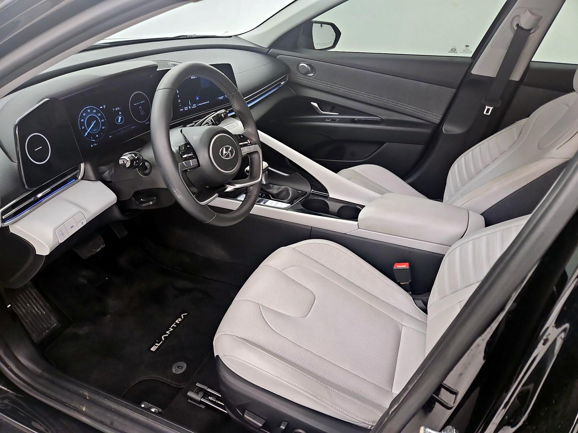 Thumbnail: 2023 Hyundai Elantra - 11