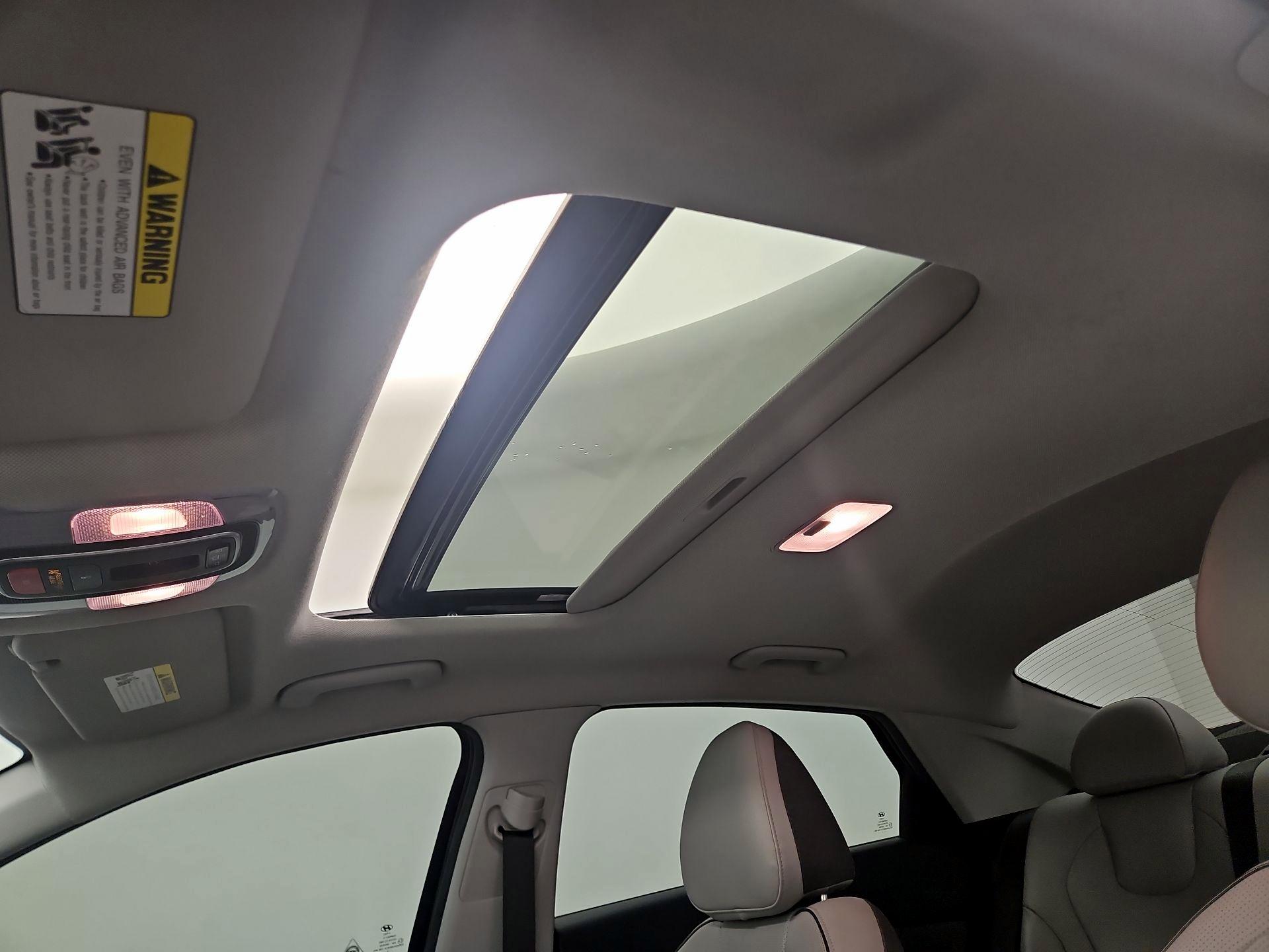 Thumbnail: 2023 Hyundai Elantra - 20