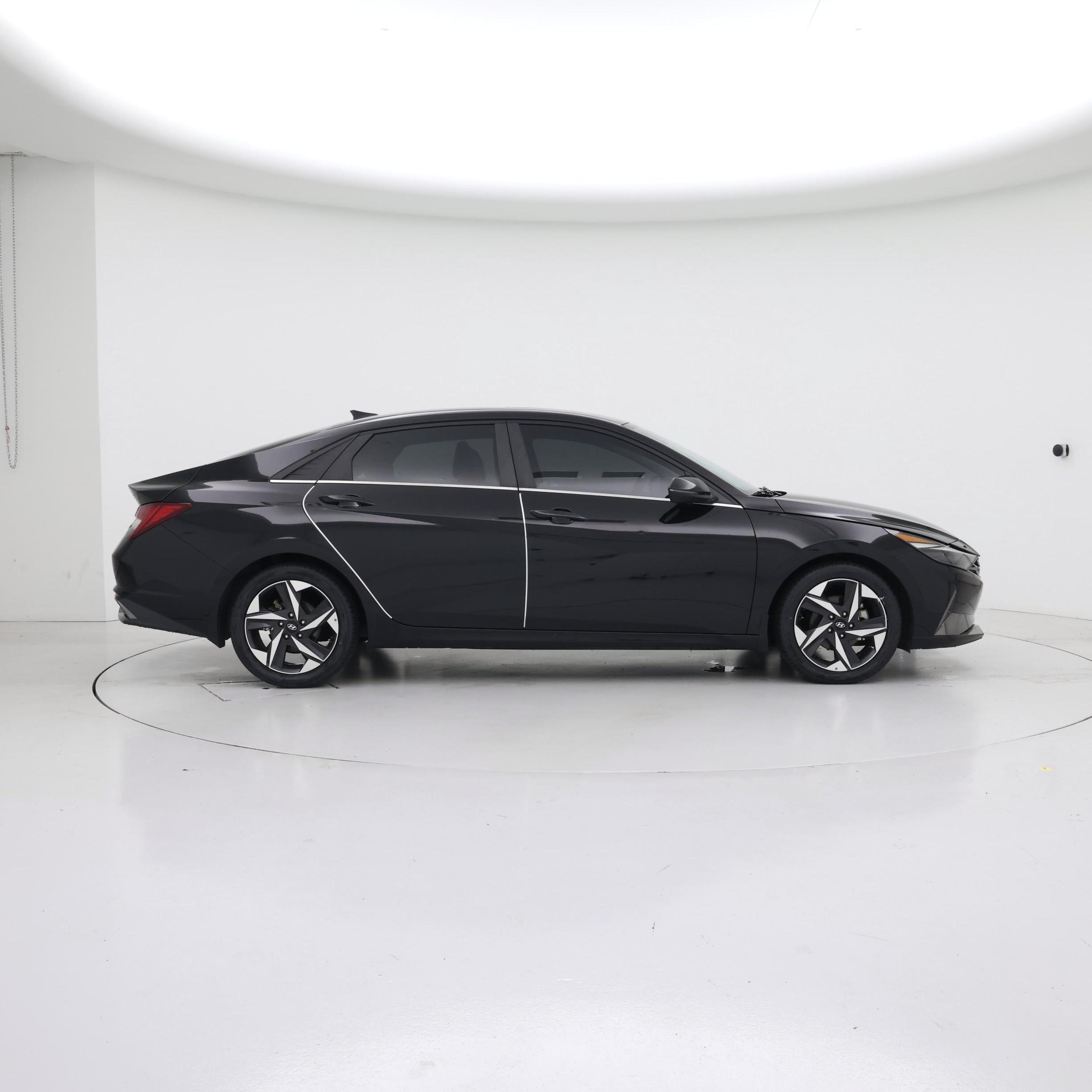 Thumbnail: 2023 Hyundai Elantra - 7