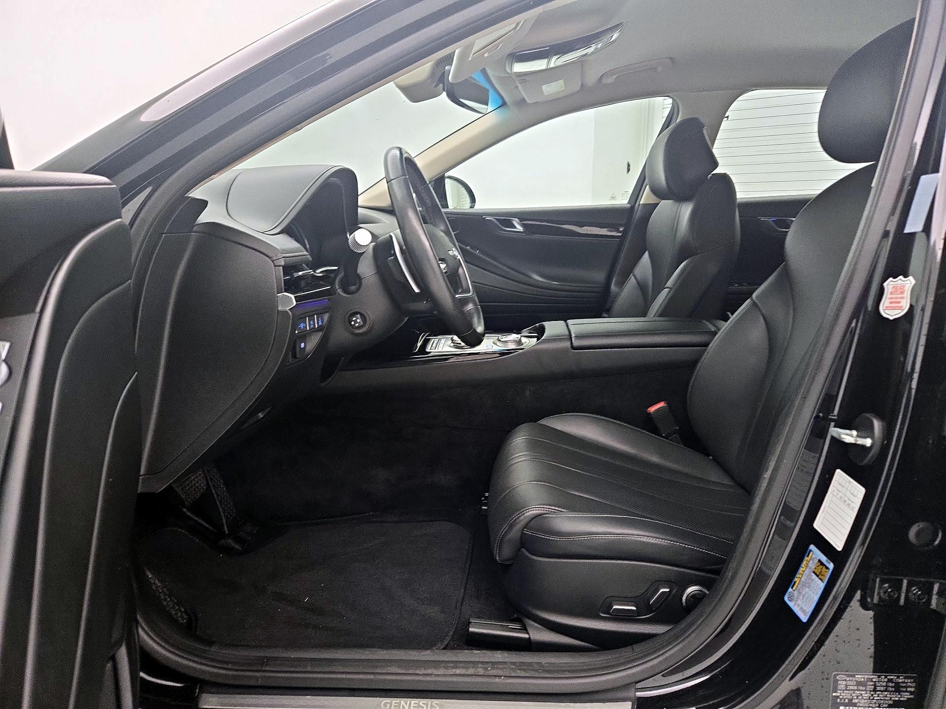 Thumbnail: 2023 Genesis G80 - 11
