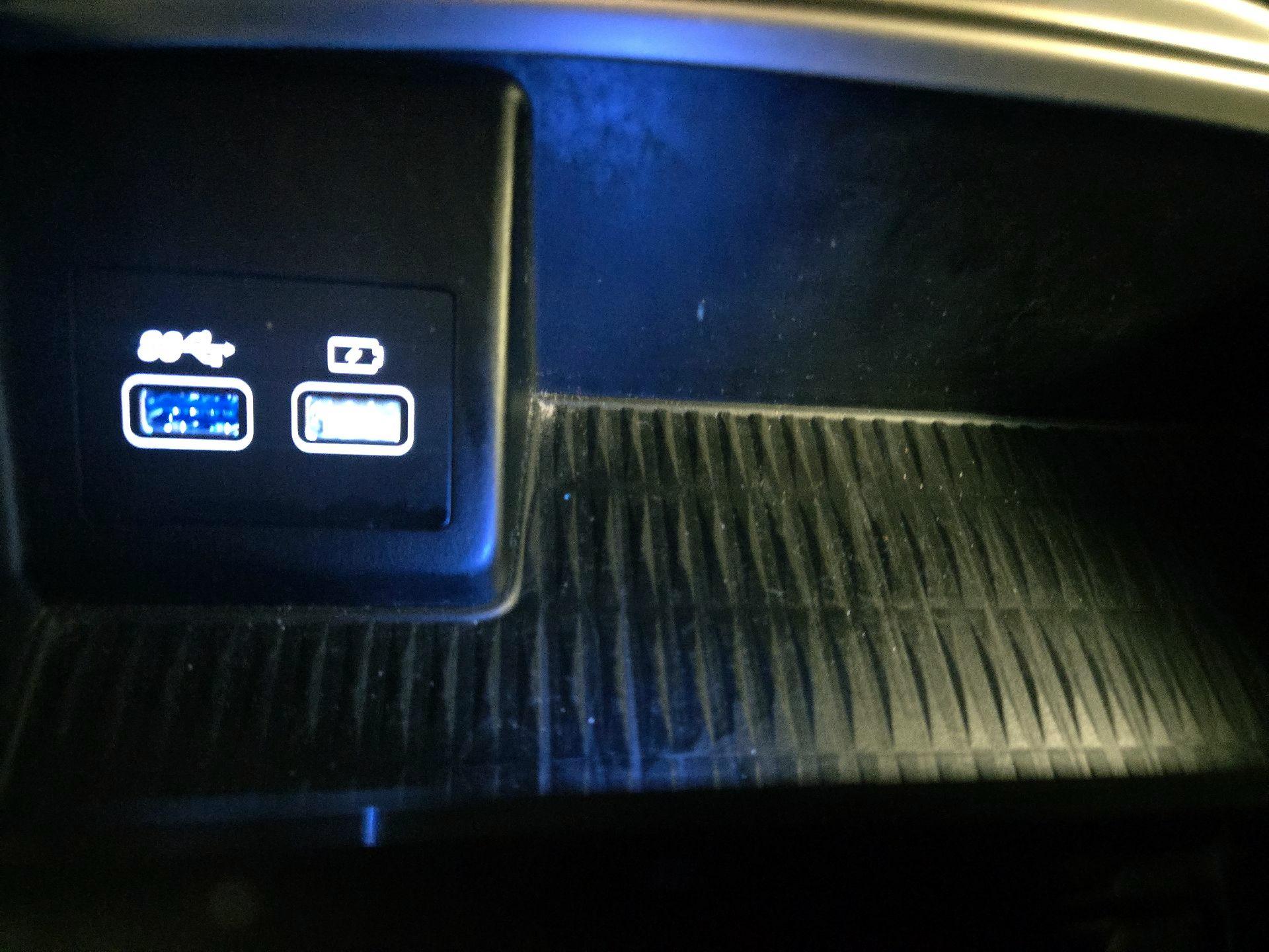 Thumbnail: 2023 Genesis G80 - 19