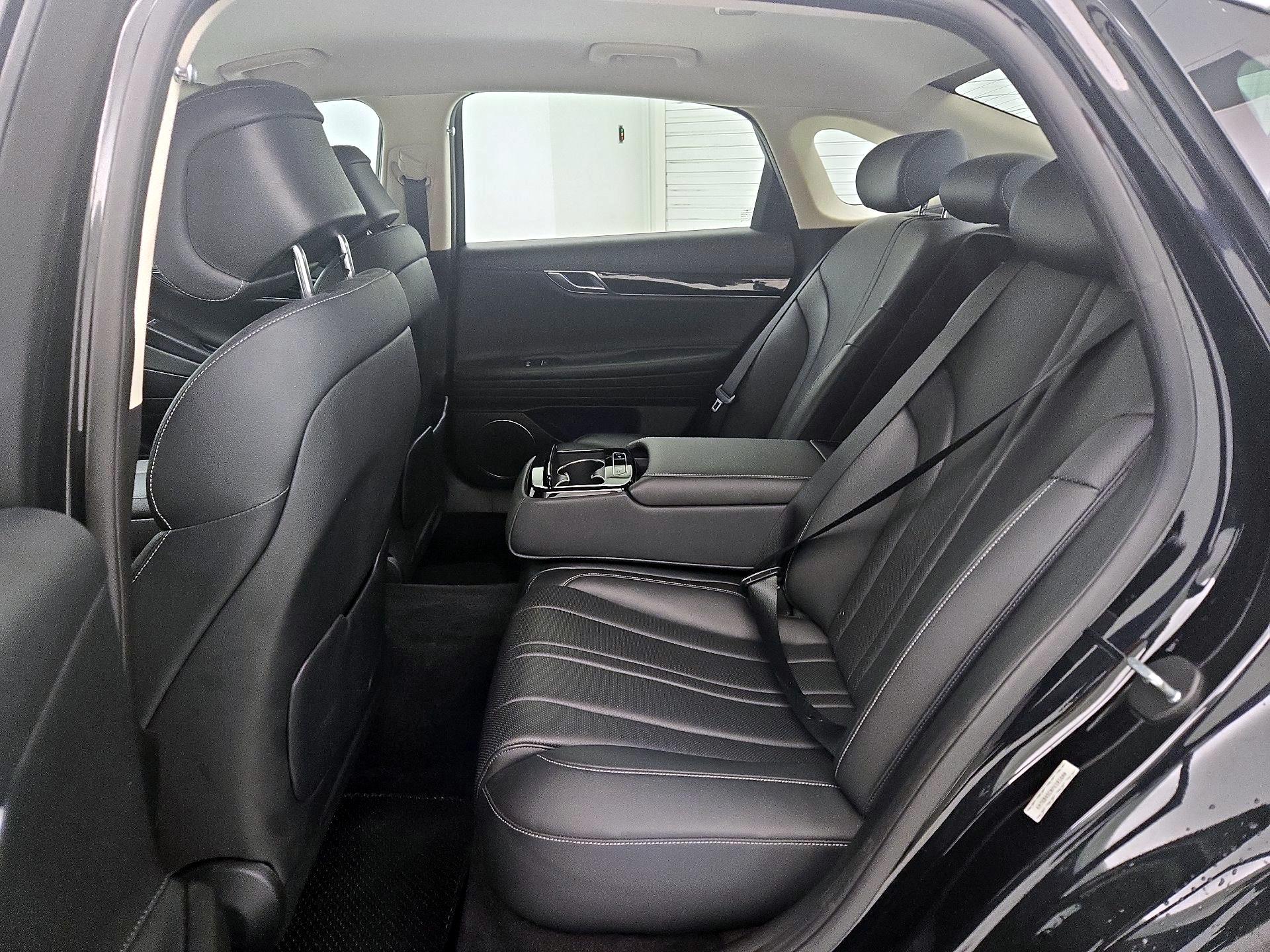 Thumbnail: 2023 Genesis G80 - 20